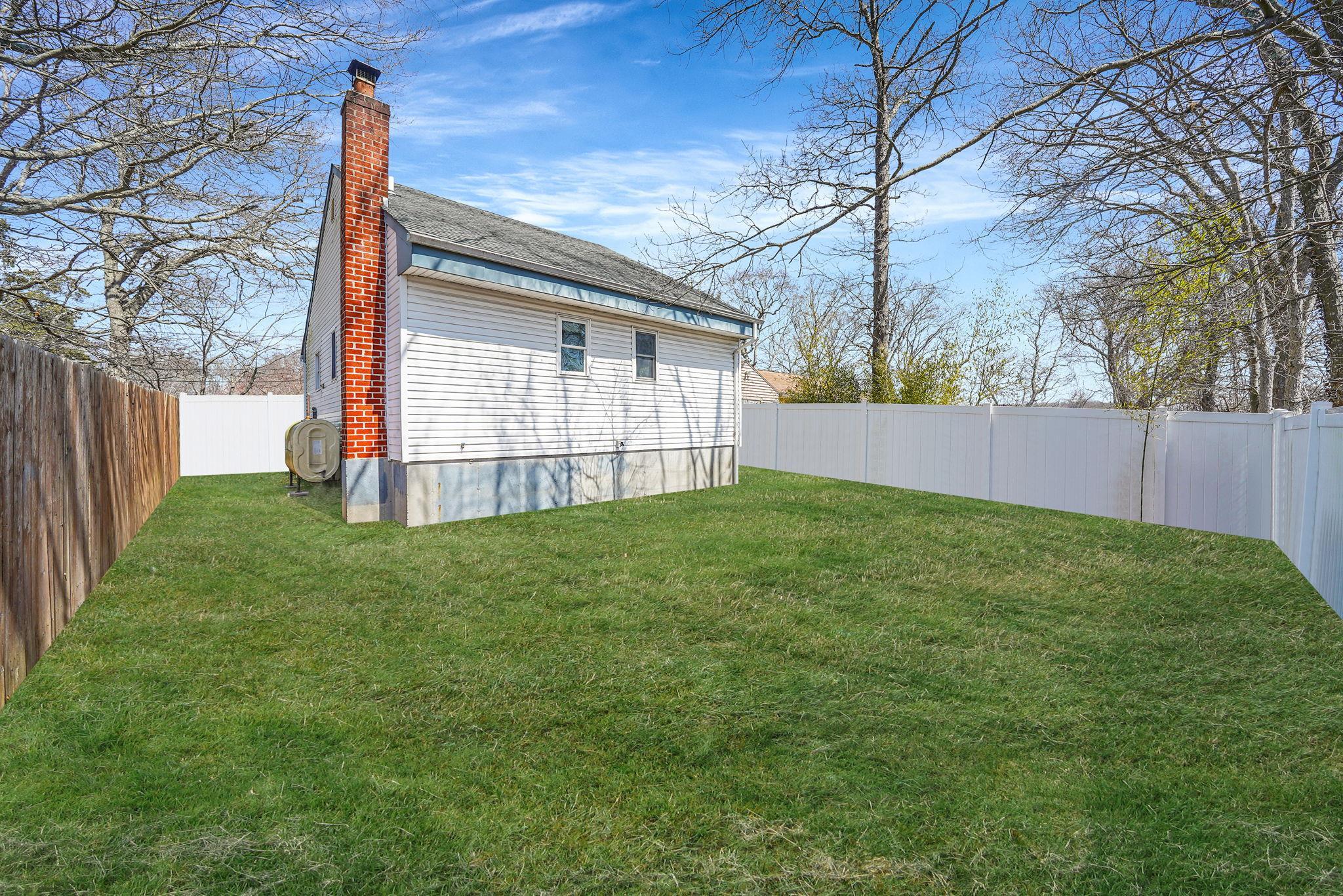 Single Family Mastic  Suffolk County, NY 11950, MLS-844464-18
