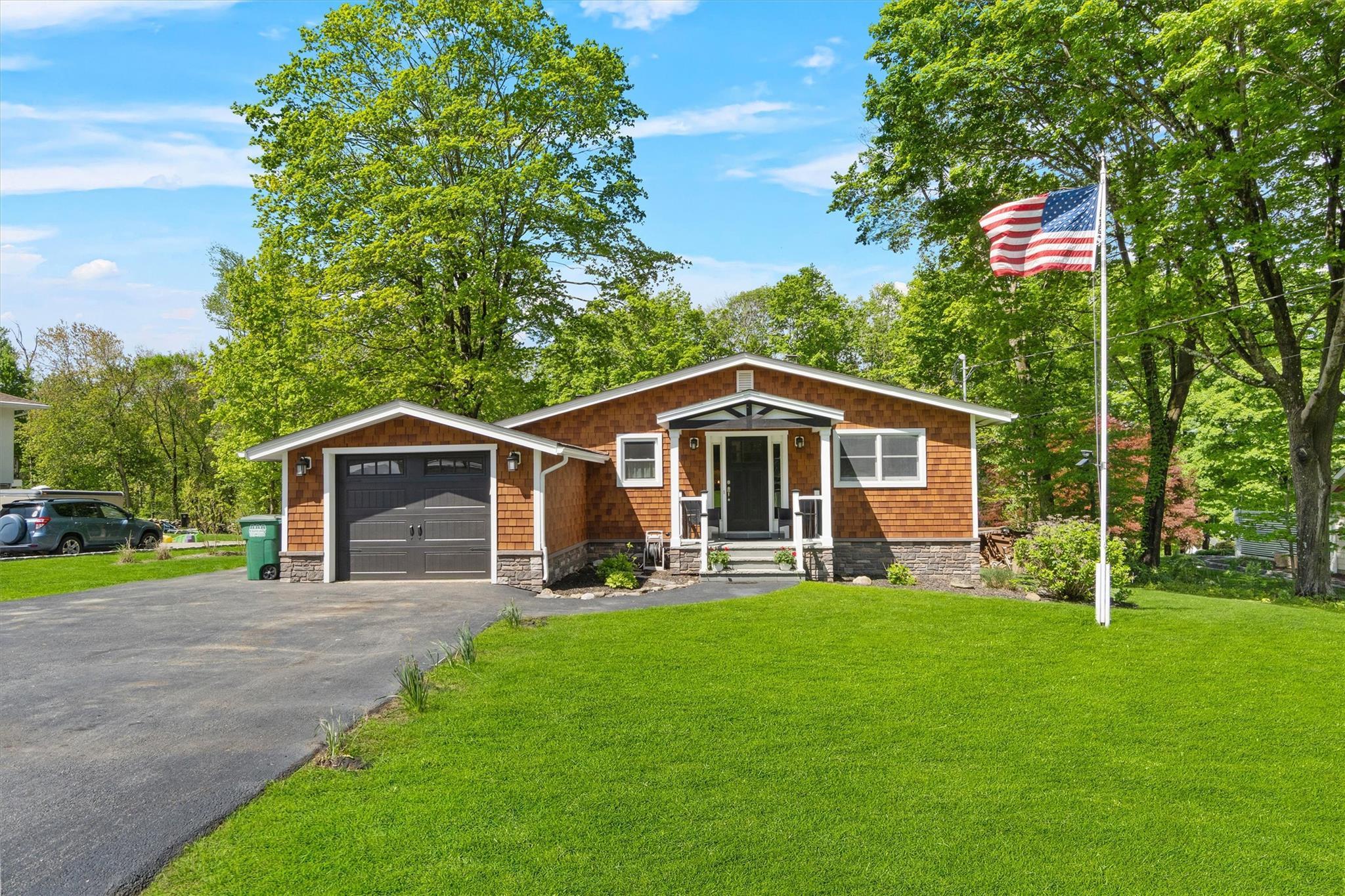 Single Family Gleneida Ridge  Putnam County, NY 10512, MLS-844475-2