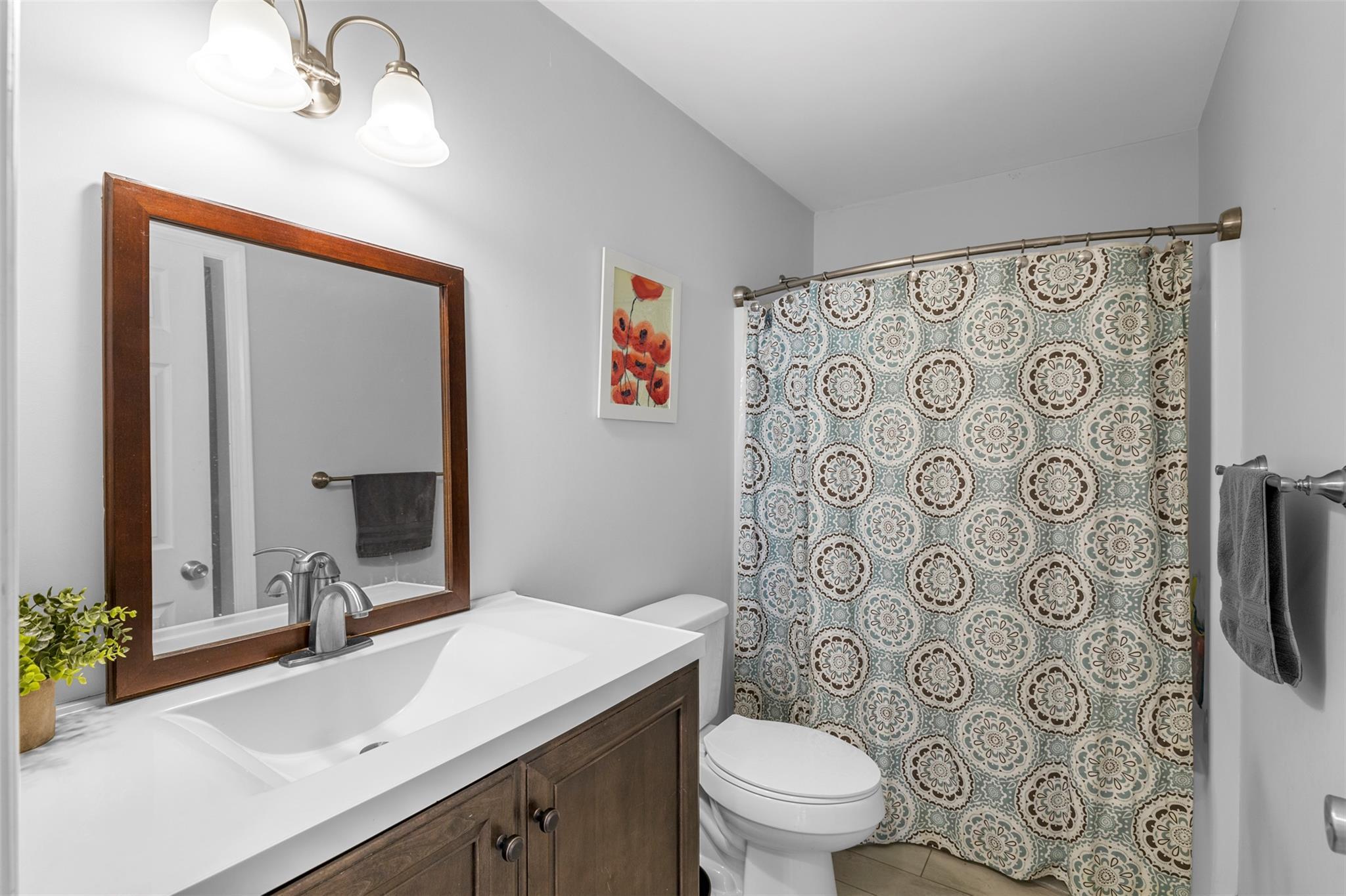 Single Family Carolyn  Ulster County, NY 12561, MLS-844487-11