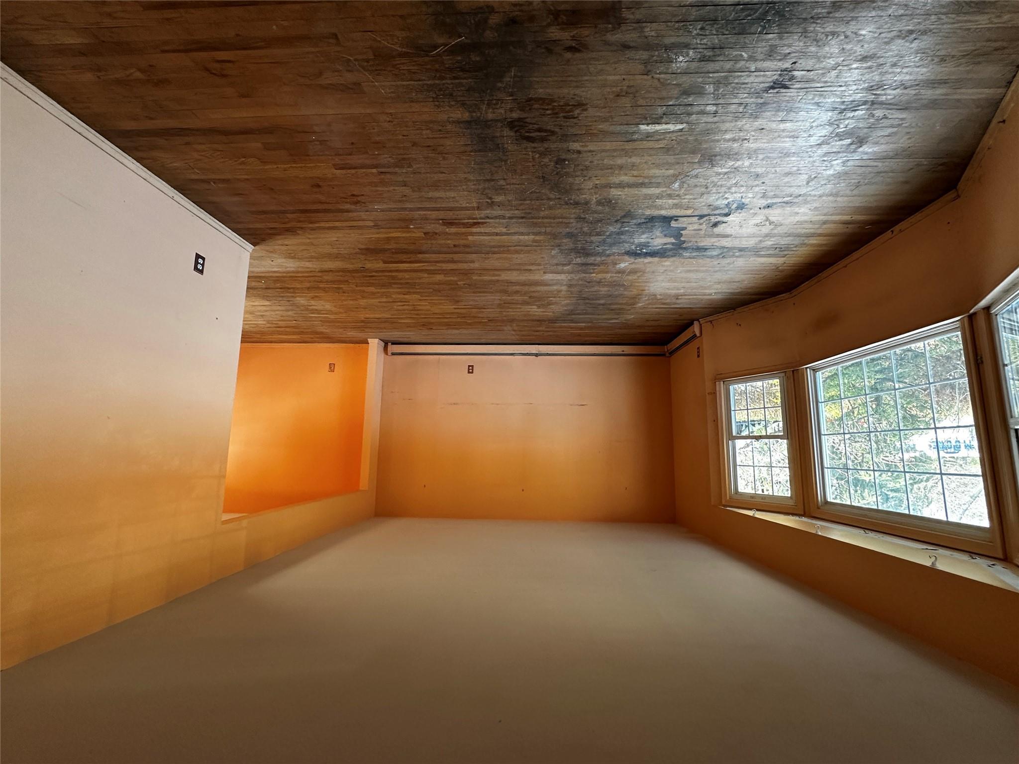Single Family Jerusalem  Nassau County, NY 11758, MLS-844491-8