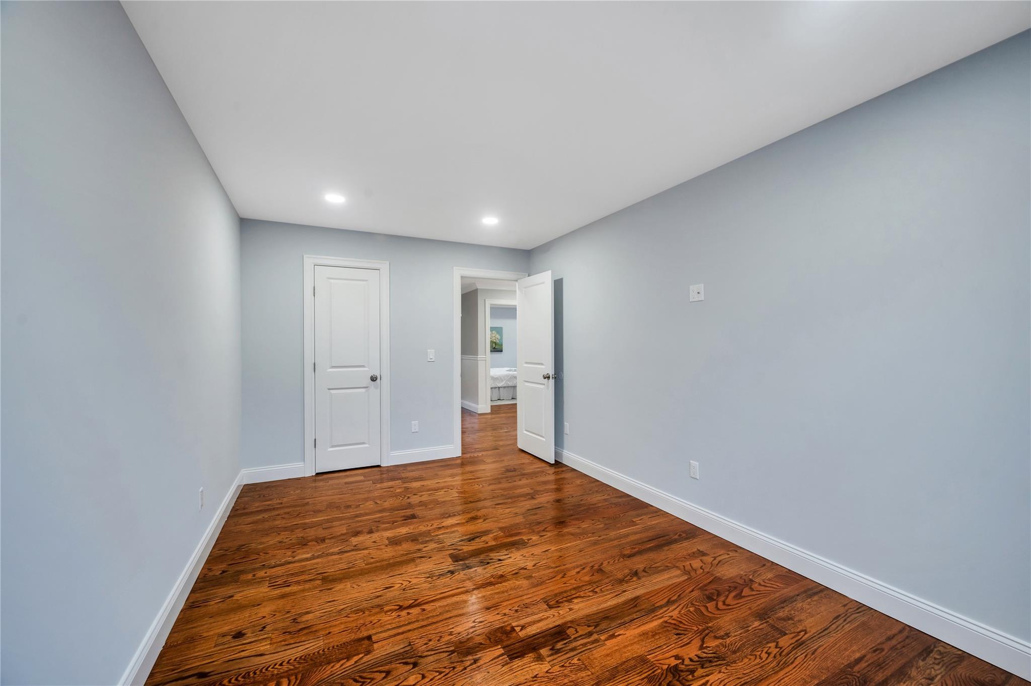 Single Family Manor  Nassau County, NY 11550, MLS-844495-14