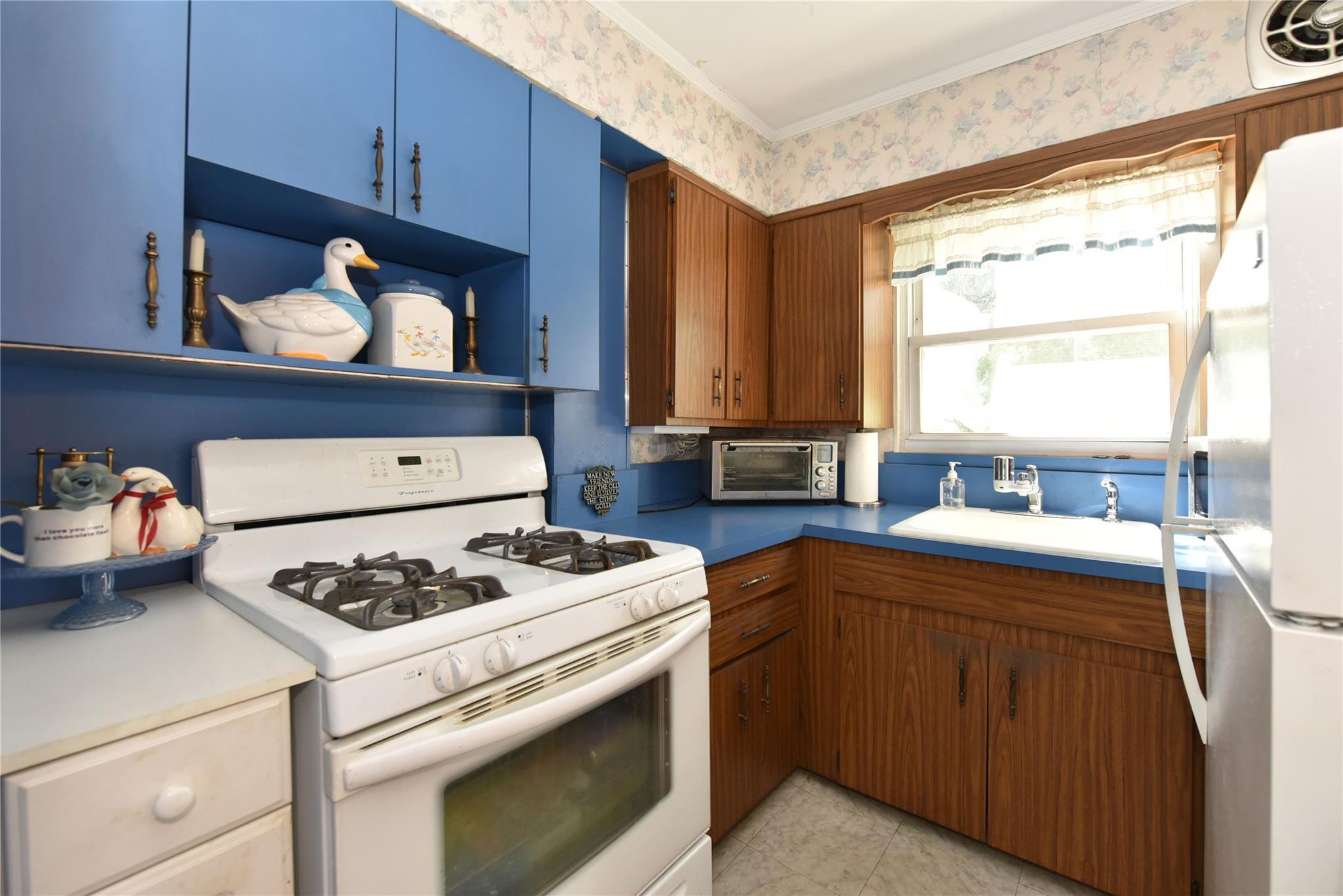 Single Family 217th  Queens, NY 11364, MLS-844498-11
