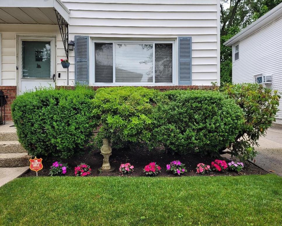 Single Family 217th  Queens, NY 11364, MLS-844498-23