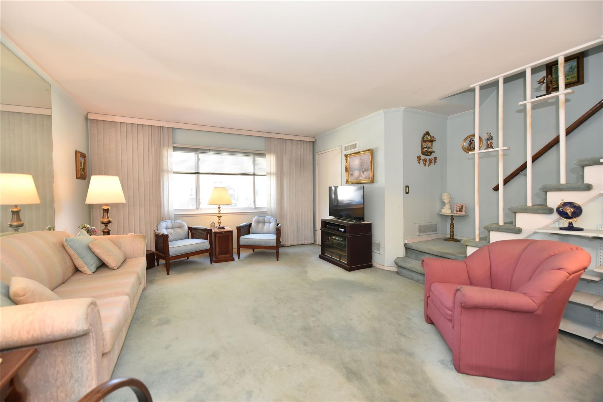 Single Family 217th  Queens, NY 11364, MLS-844498-6