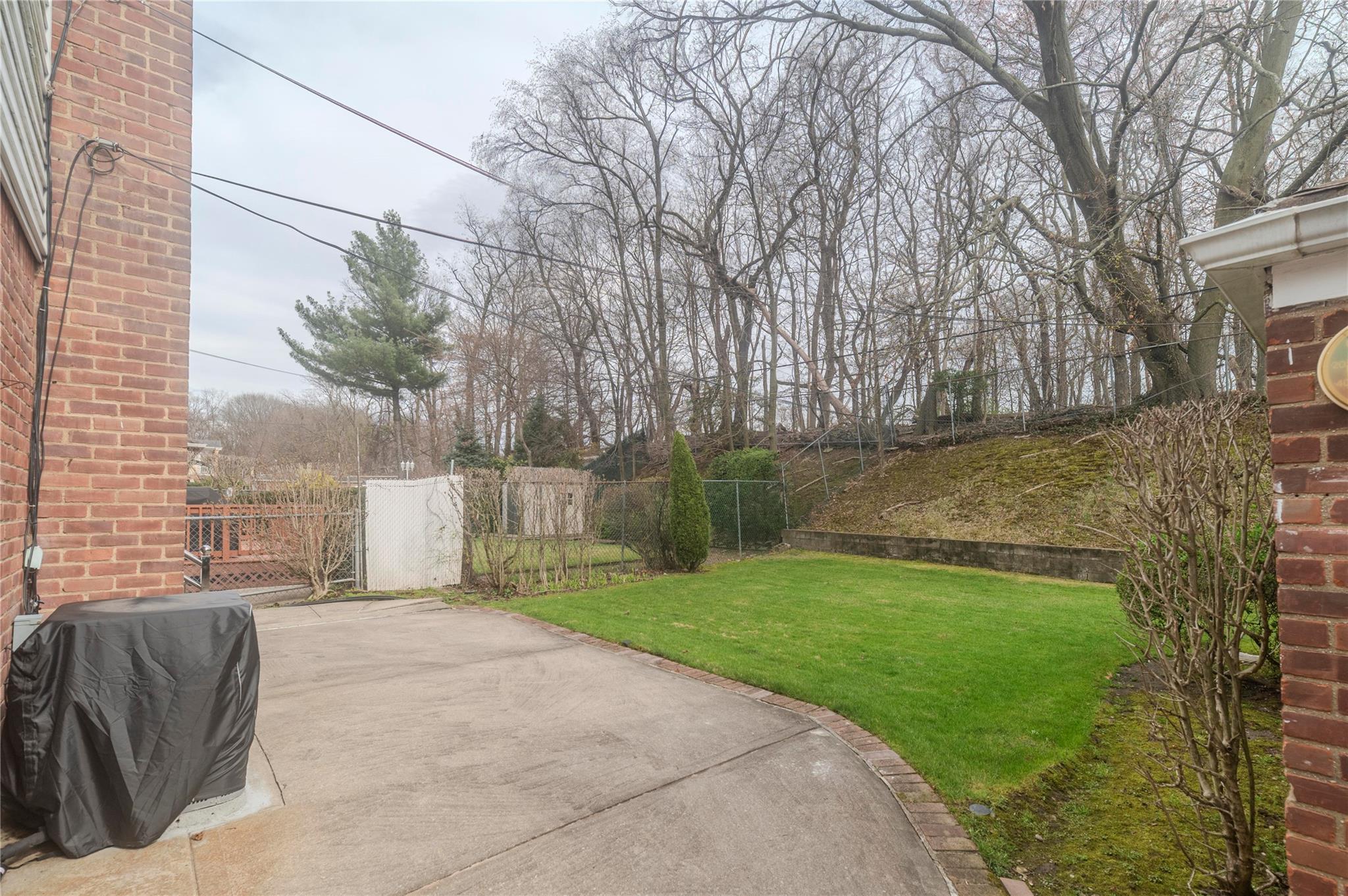 Single Family 77  Queens, NY 11364, MLS-844543-31