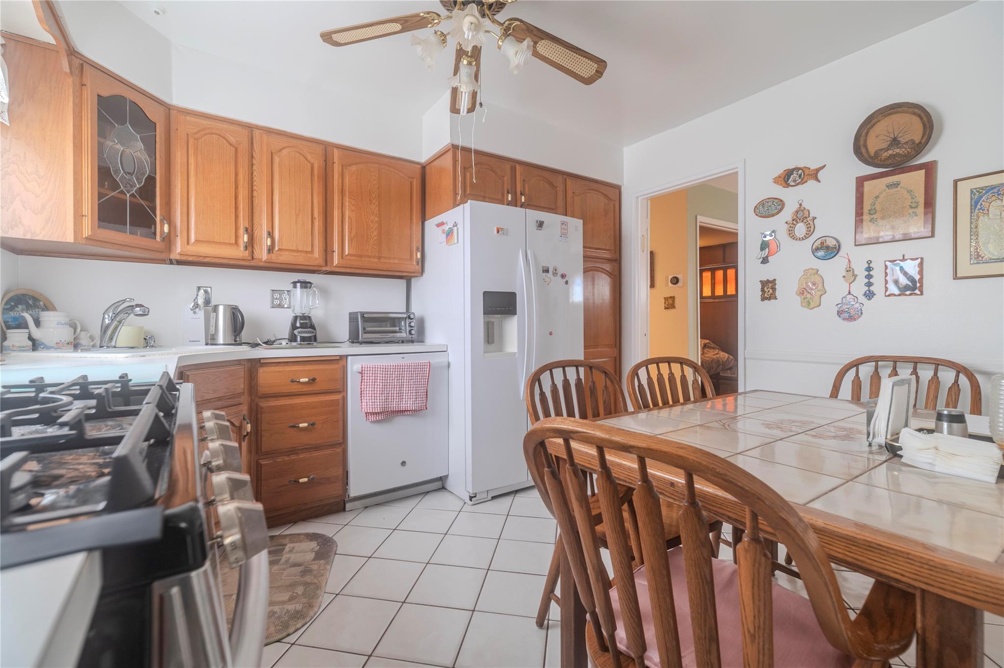 Single Family 77  Queens, NY 11364, MLS-844543-7