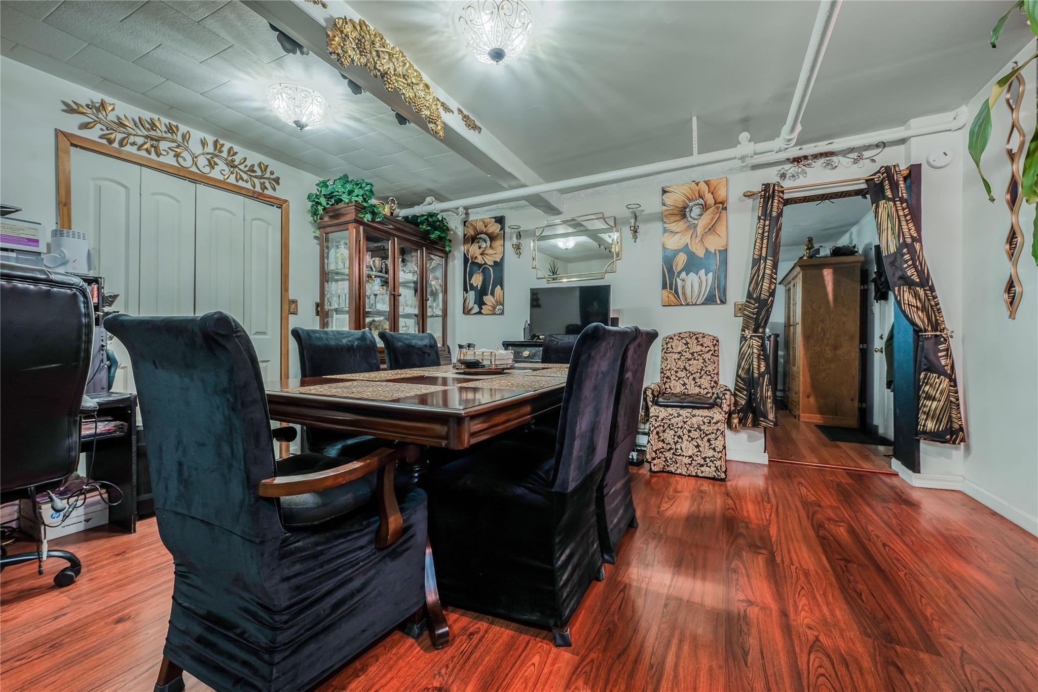 Single Family Alvin  Nassau County, NY 11096, MLS-844572-6