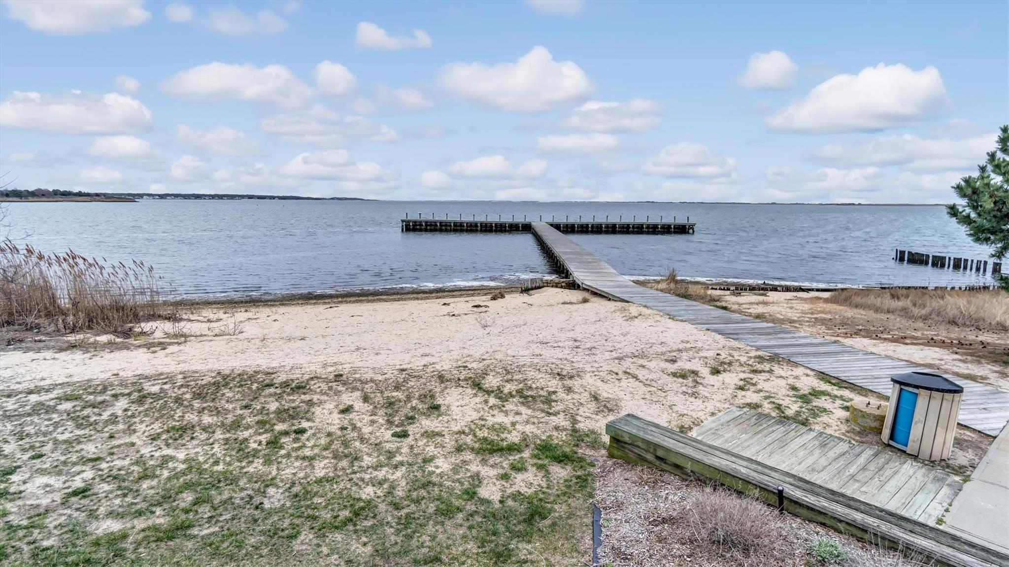 Single Family Edgewater  Suffolk County, NY 11951, MLS-844578-23