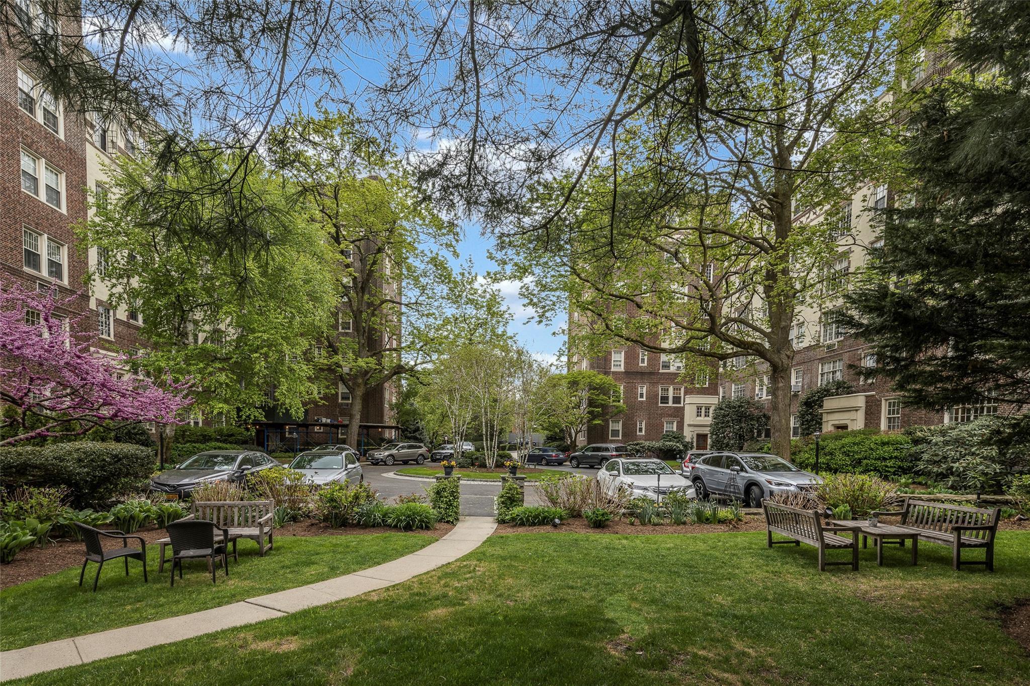 Coop Tanglewylde  Westchester County, NY 10708, MLS-844601-20