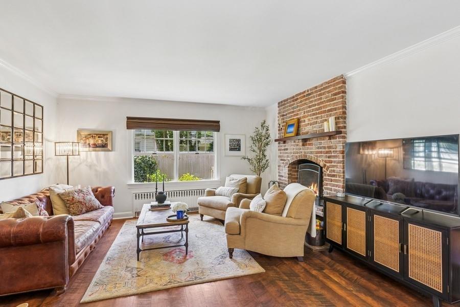 Single Family Oregon  Suffolk County, NY 11952, MLS-844613-8