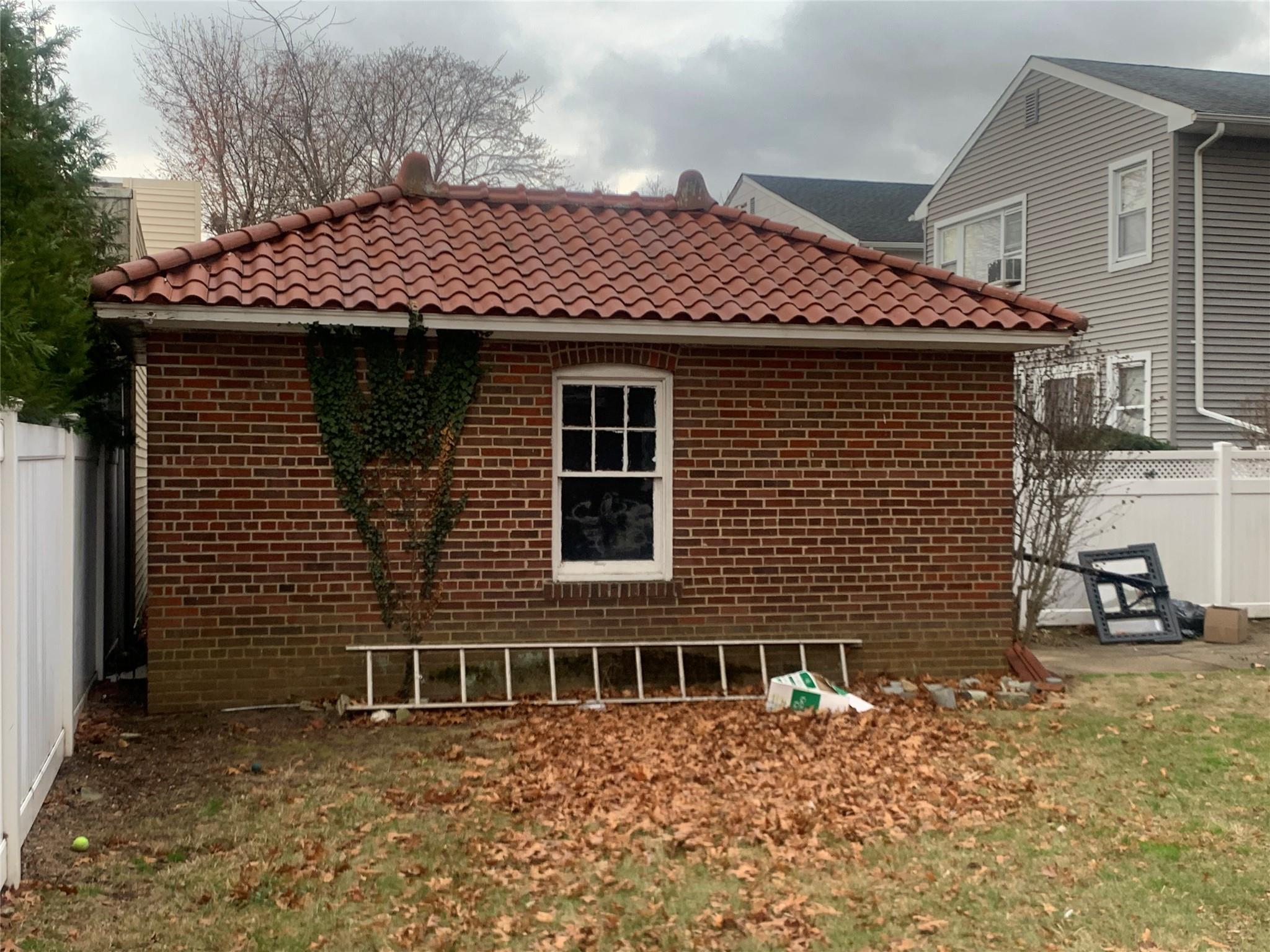Single Family Beach 9th  Queens, NY 11691, MLS-844638-4