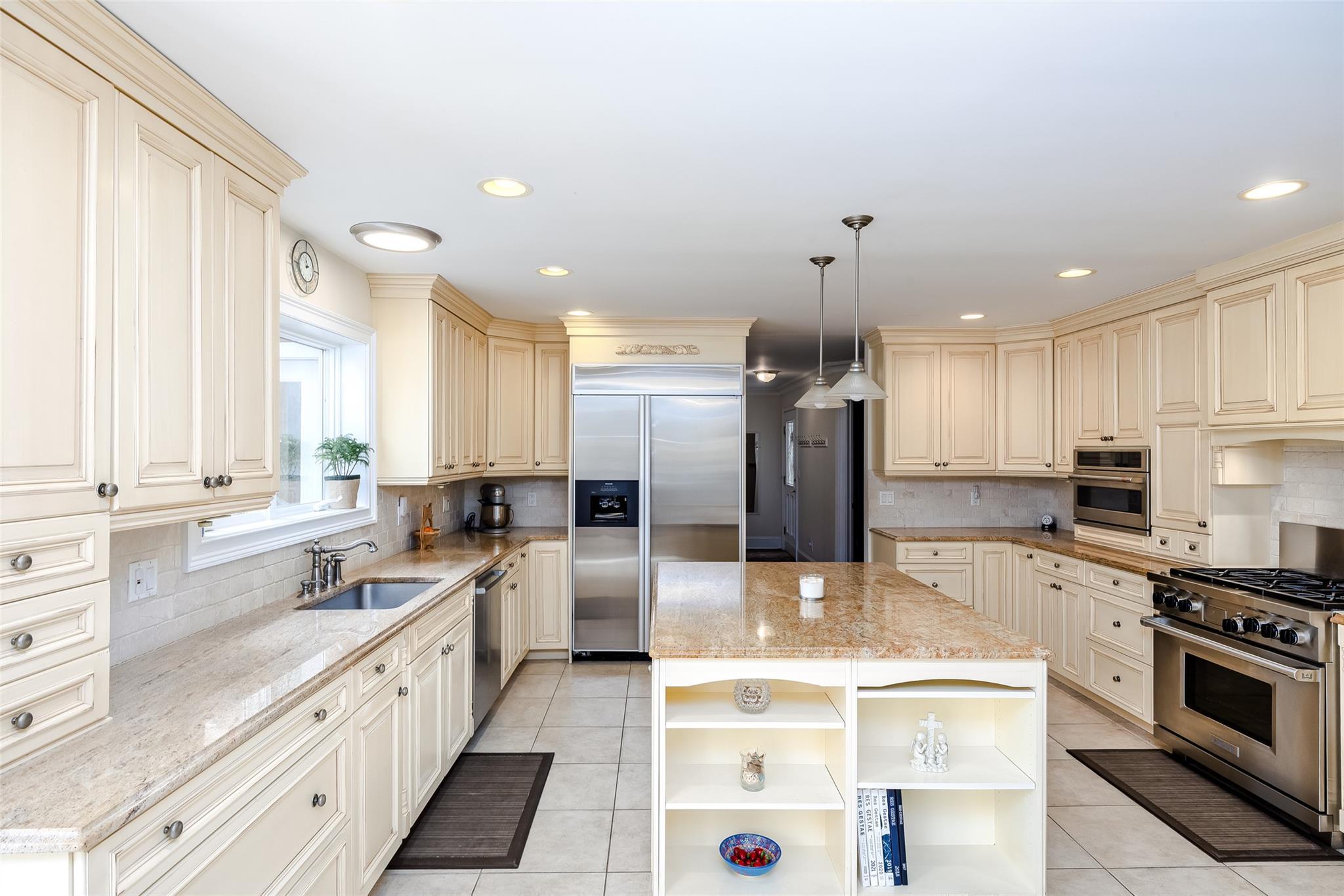 Single Family Uva  Suffolk County, NY 11777, MLS-844645-15