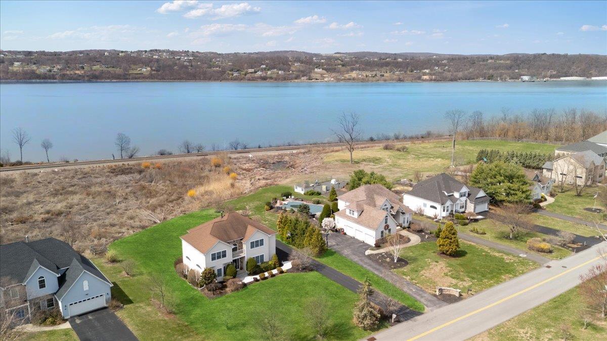 Single Family Old Castle Point  Dutchess County, NY 12590, MLS-844650-3