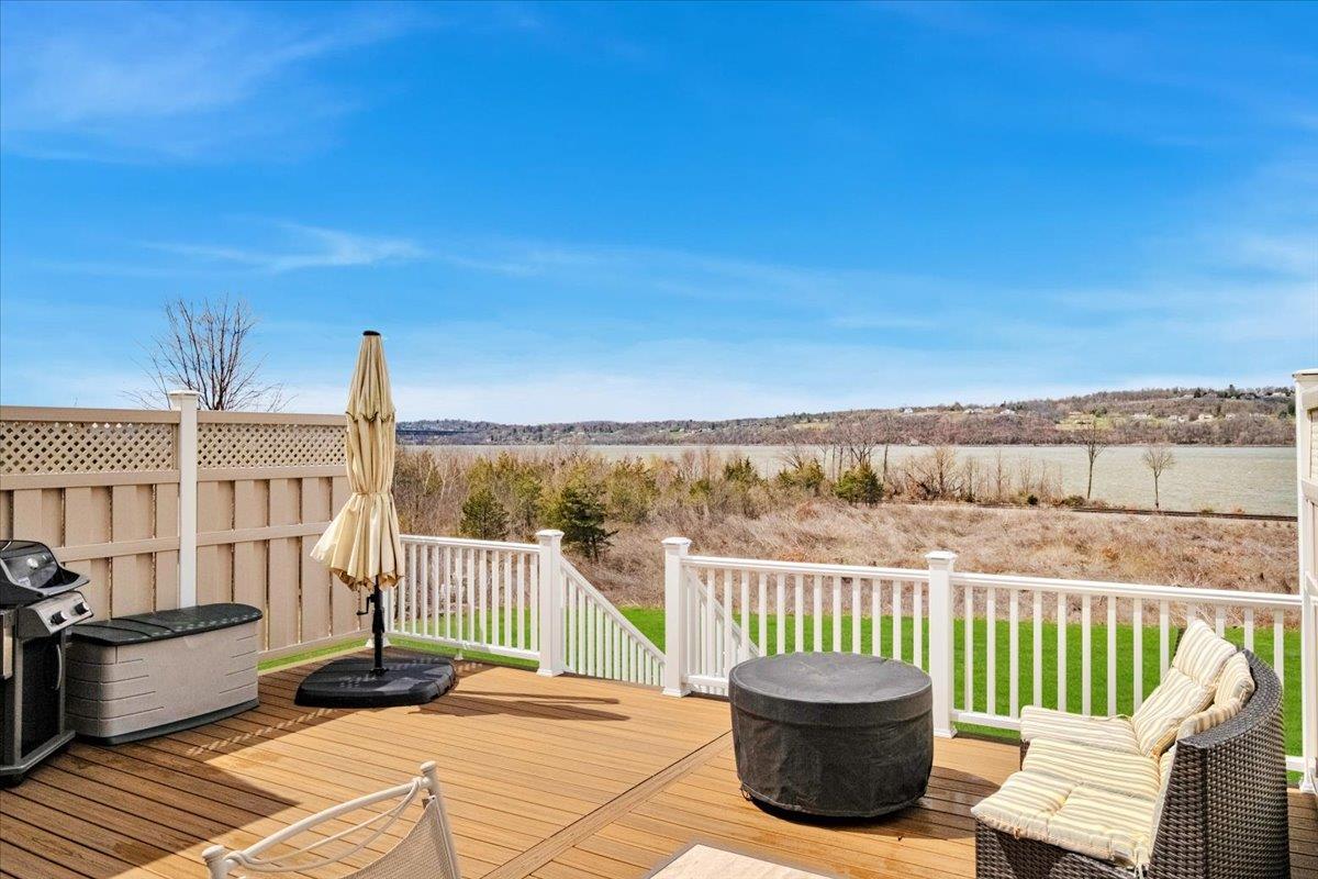 Single Family Old Castle Point  Dutchess County, NY 12590, MLS-844650-43