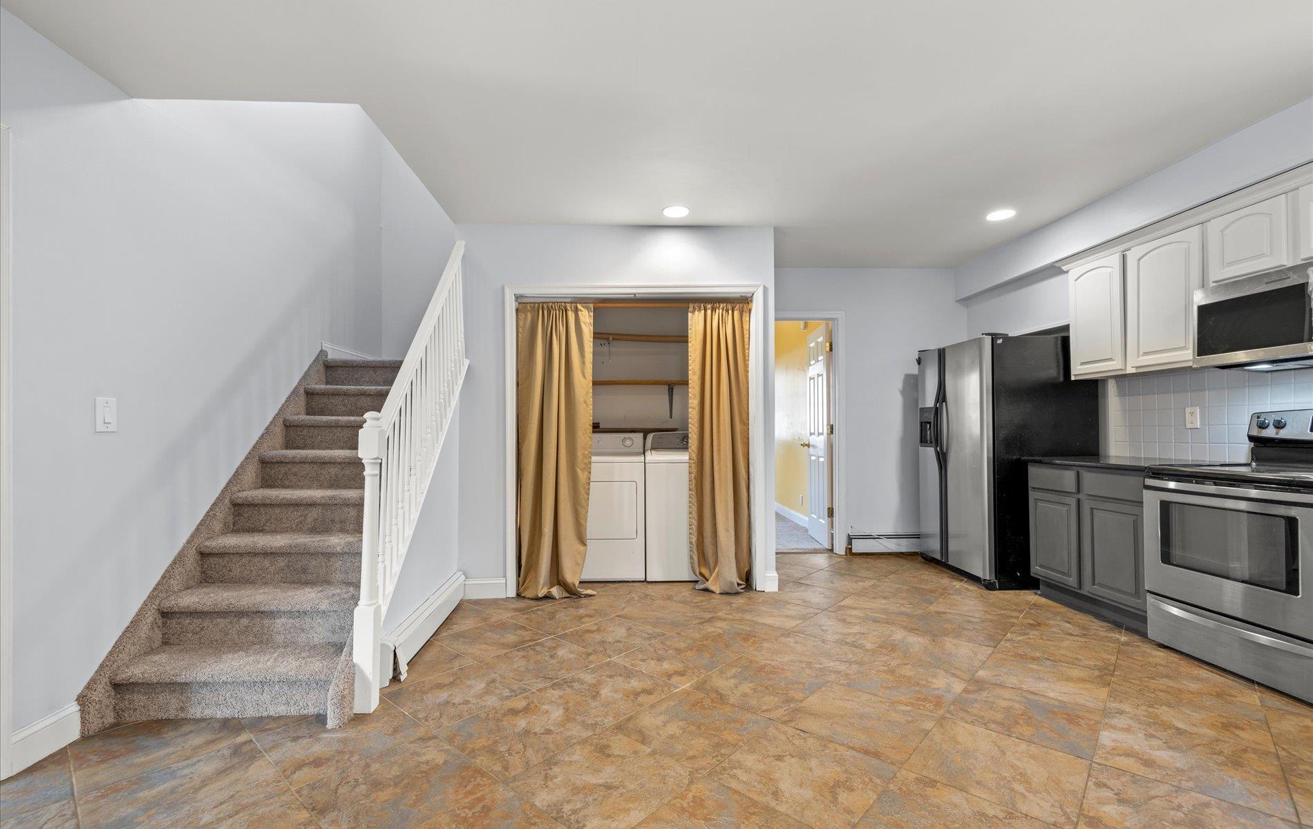 Single Family Teed  Suffolk County, NY 11746, MLS-844686-10