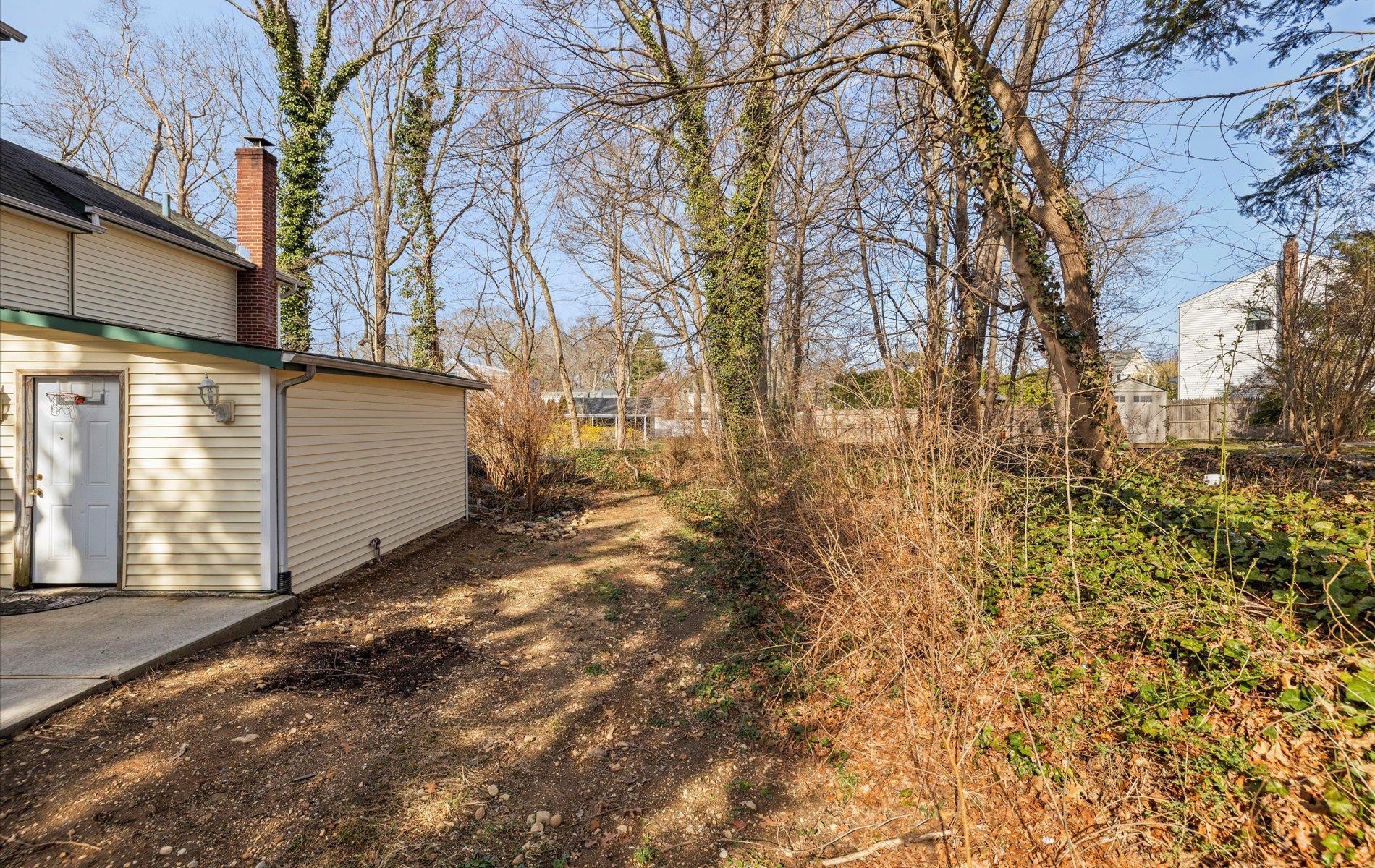 Single Family Teed  Suffolk County, NY 11746, MLS-844686-34