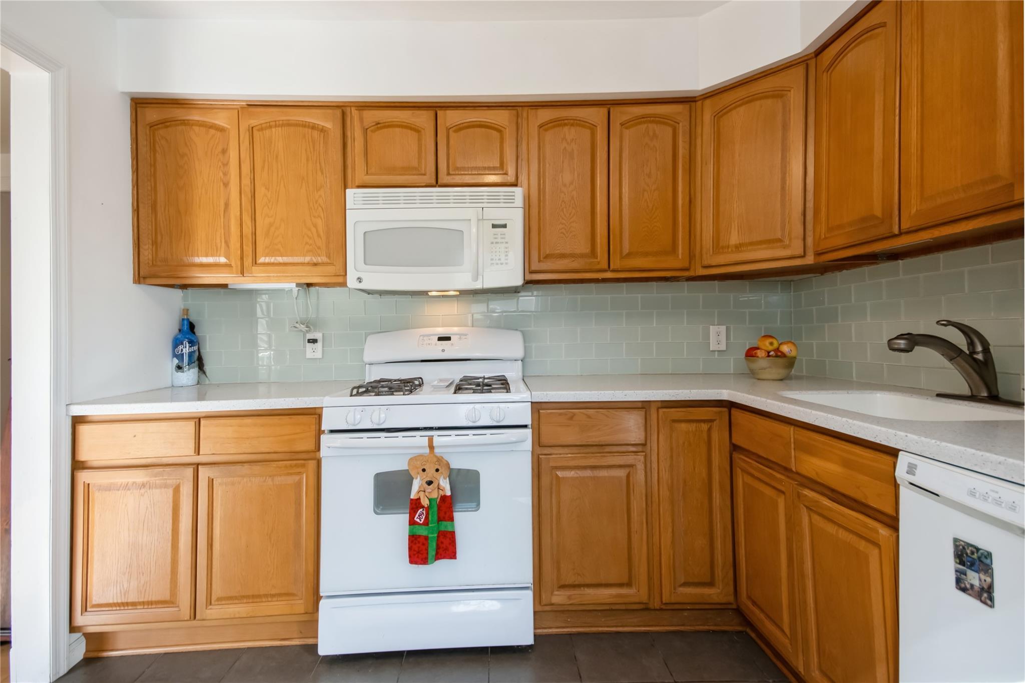 Single Family Helen  Dutchess County, NY 12508, MLS-844688-14