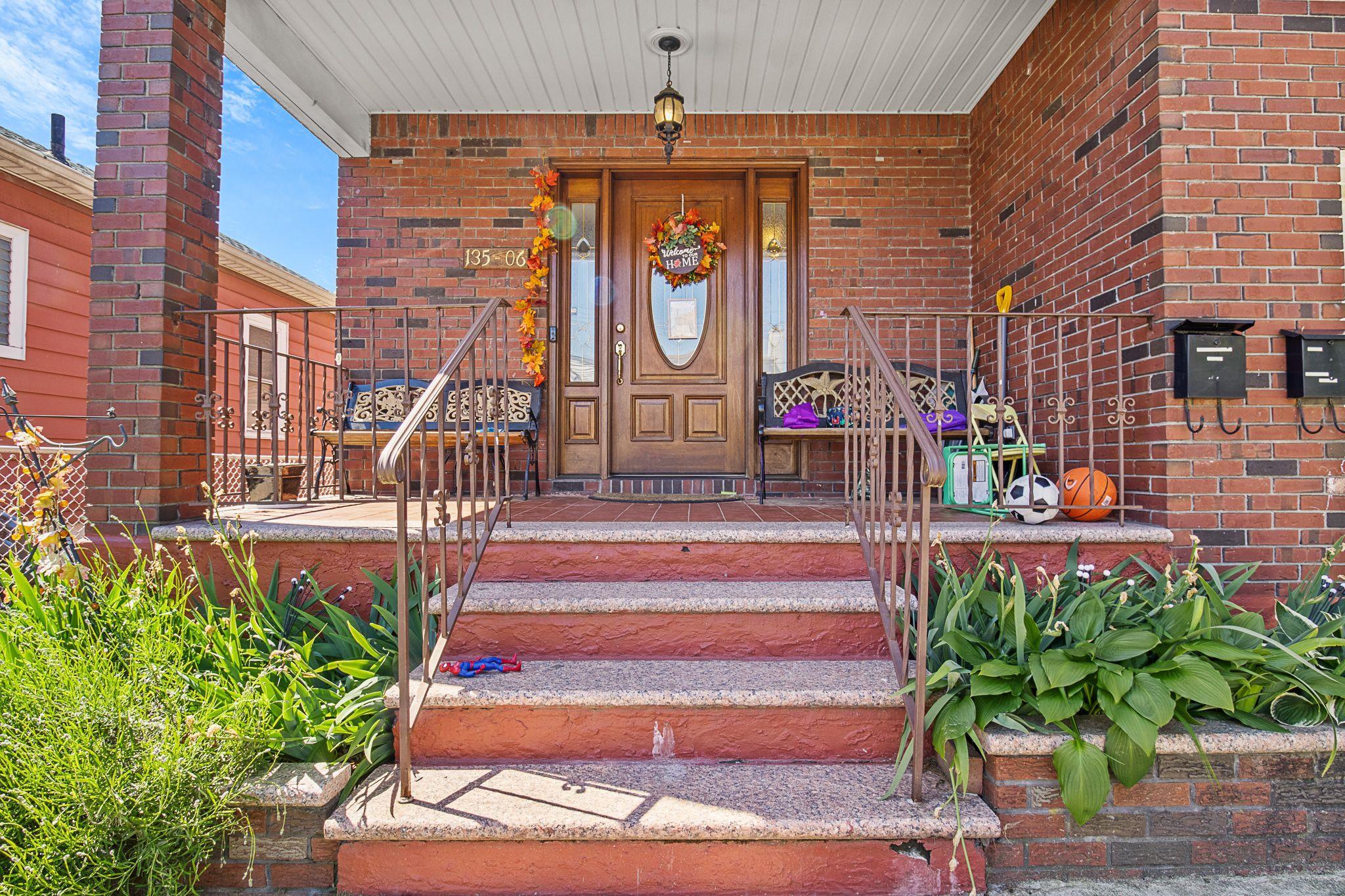 Single Family 62nd Road  Queens, NY 11367, MLS-844689-2