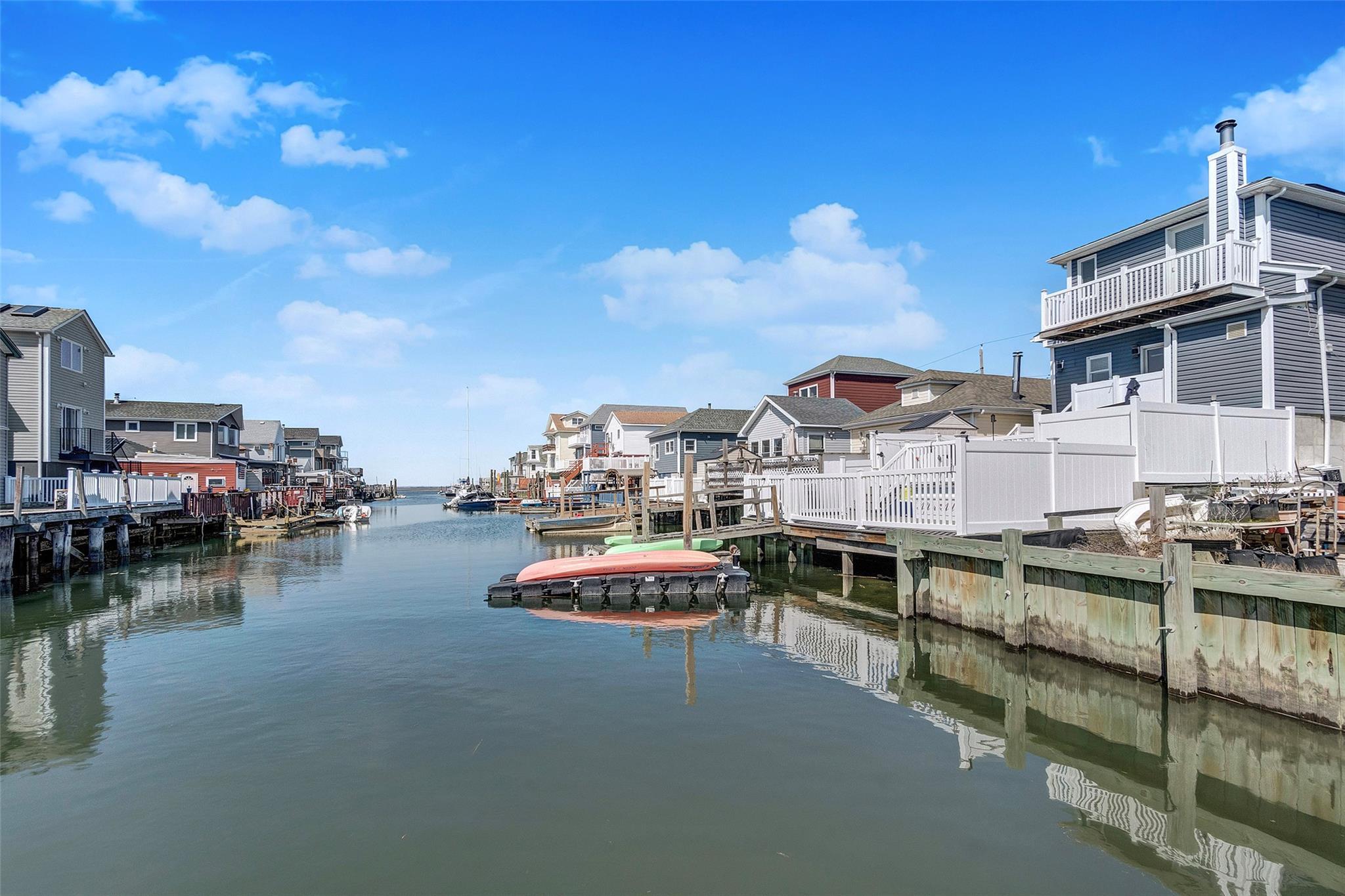 Single Family 10th  Queens, NY 11693, MLS-844700-22