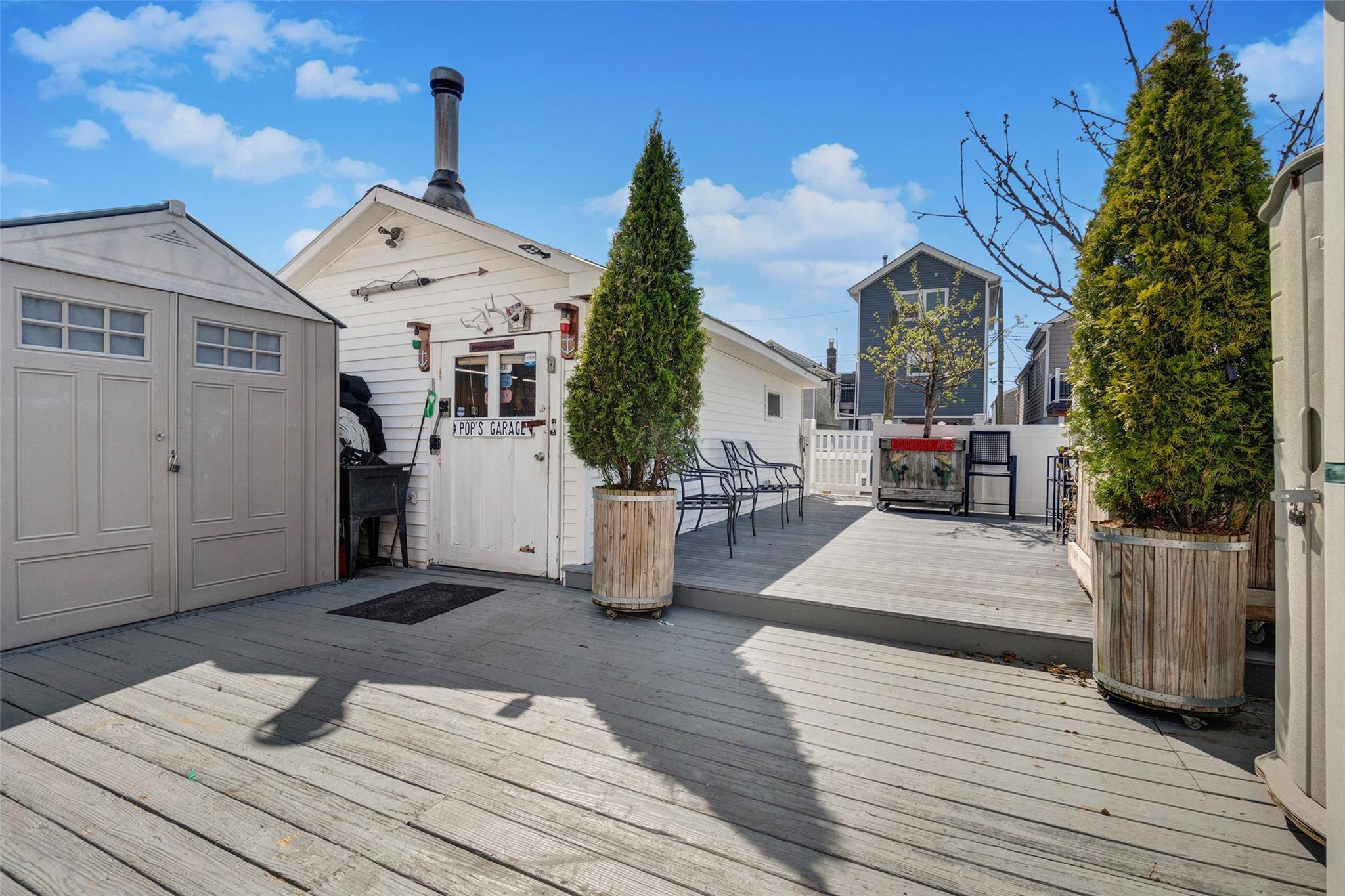 Single Family 10th  Queens, NY 11693, MLS-844700-4