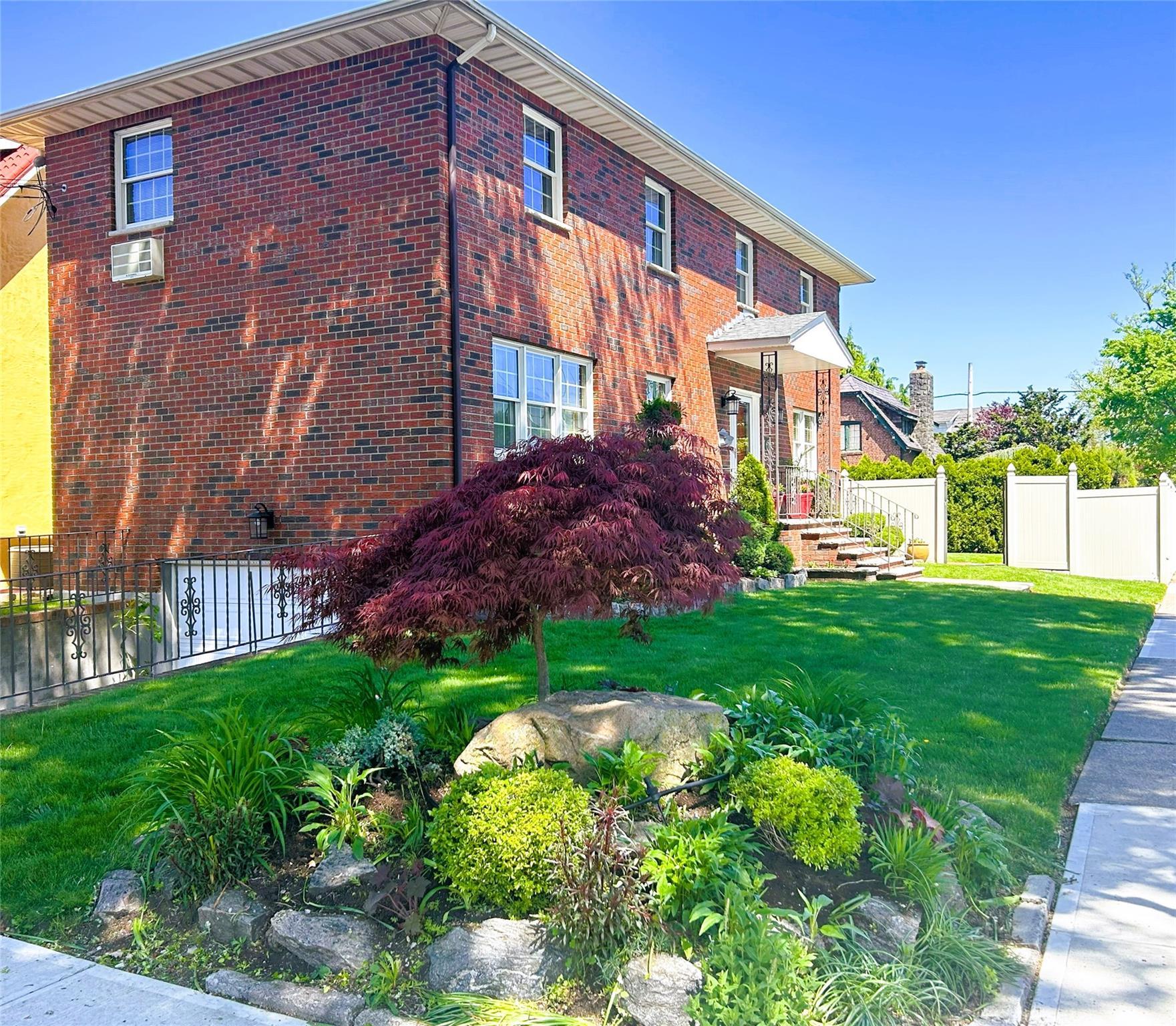 Single Family 162nd Street  Queens, NY 11357, MLS-844704-2