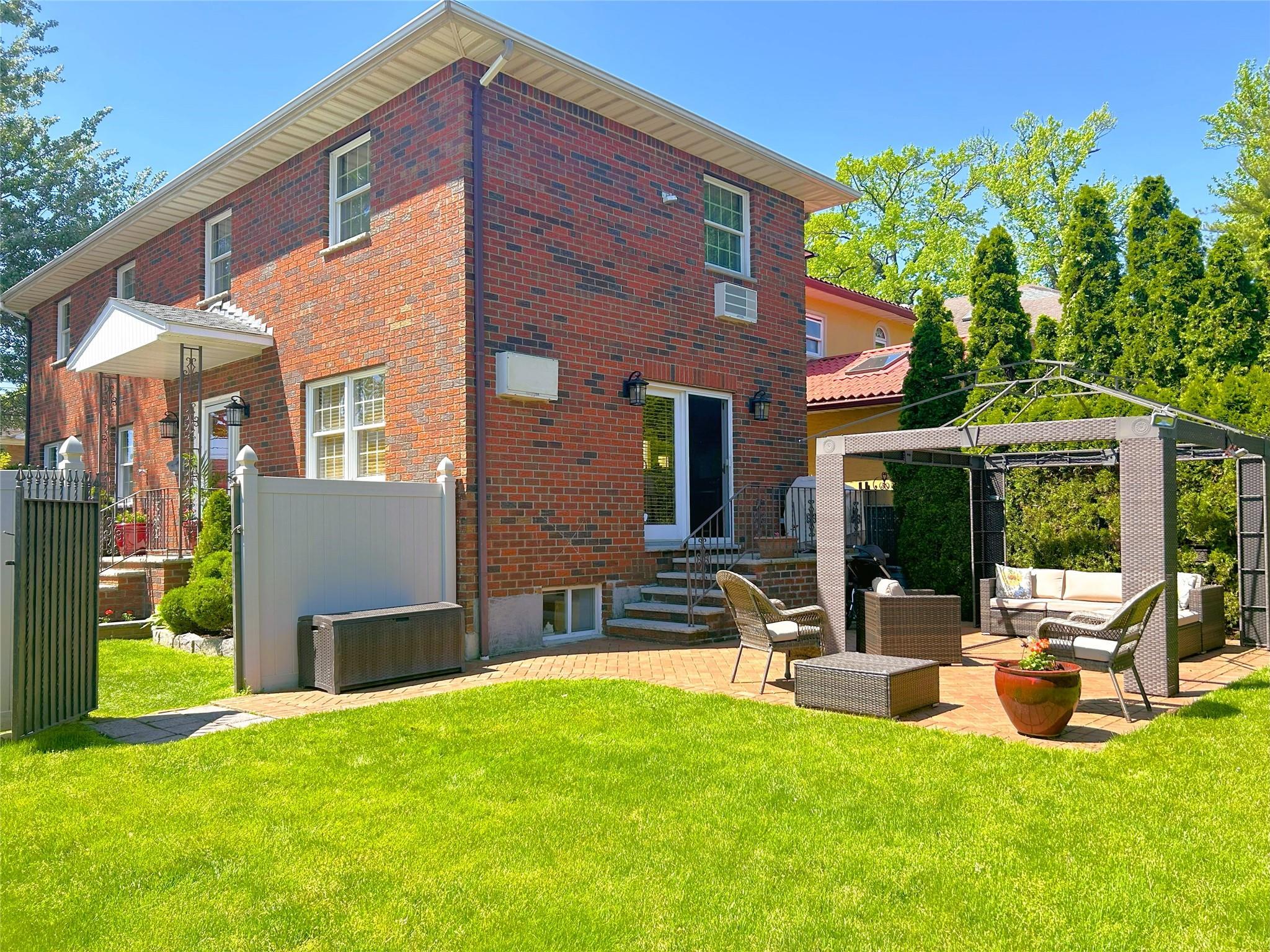 Single Family 162nd Street  Queens, NY 11357, MLS-844704-3