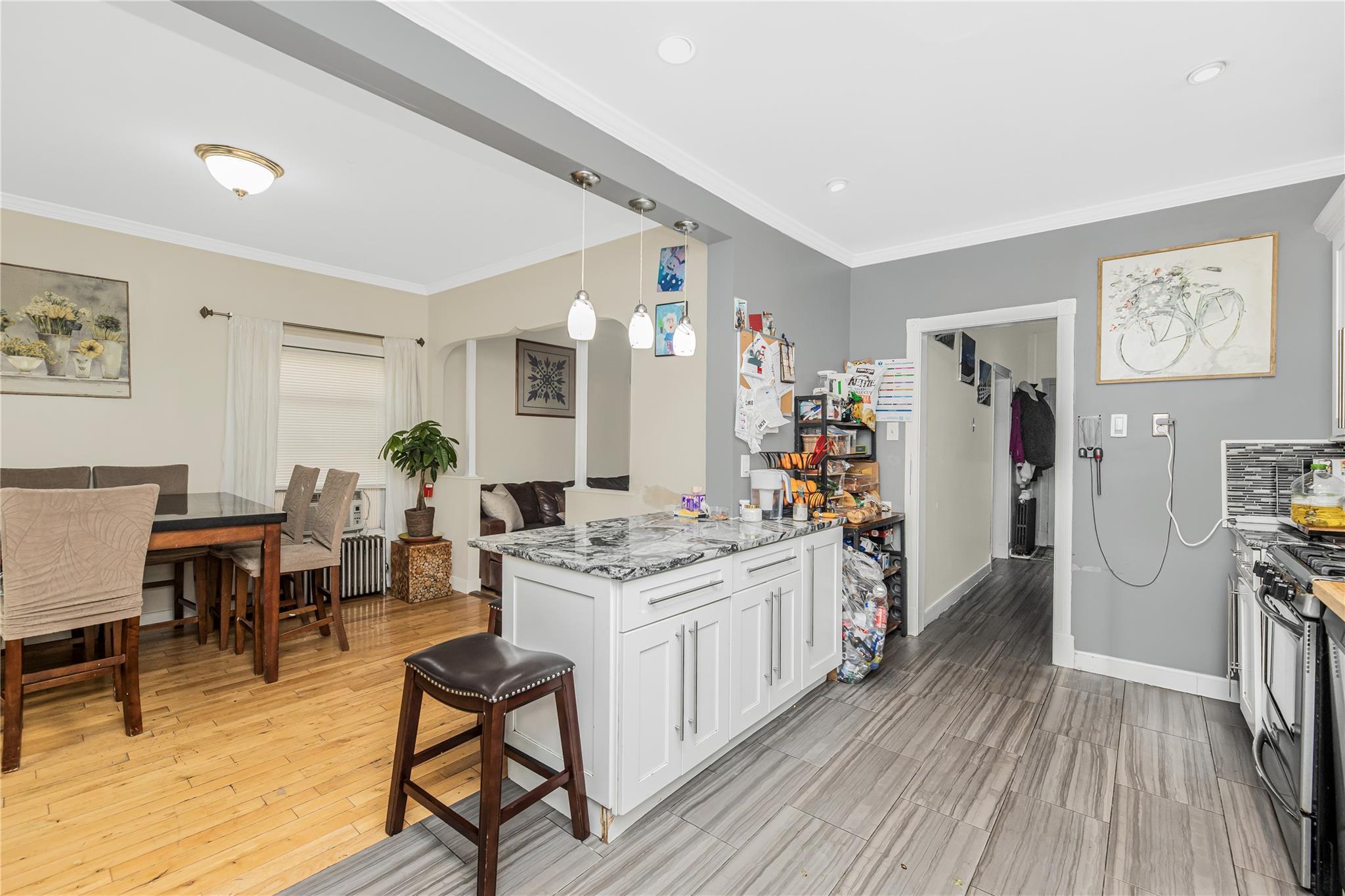 Single Family Sedgwick  Westchester County, NY 10705, MLS-844707-10