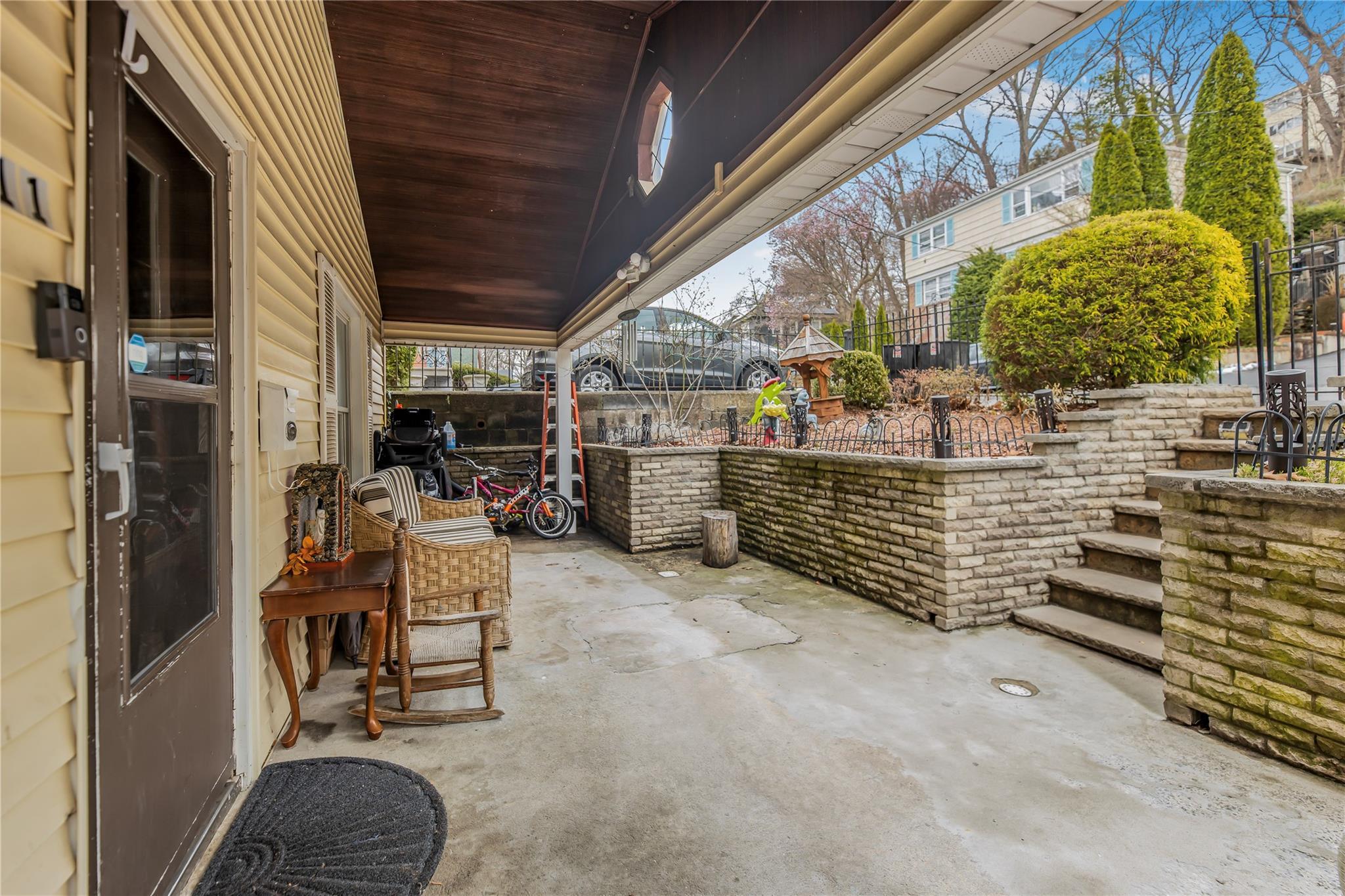 Single Family Sedgwick  Westchester County, NY 10705, MLS-844707-23