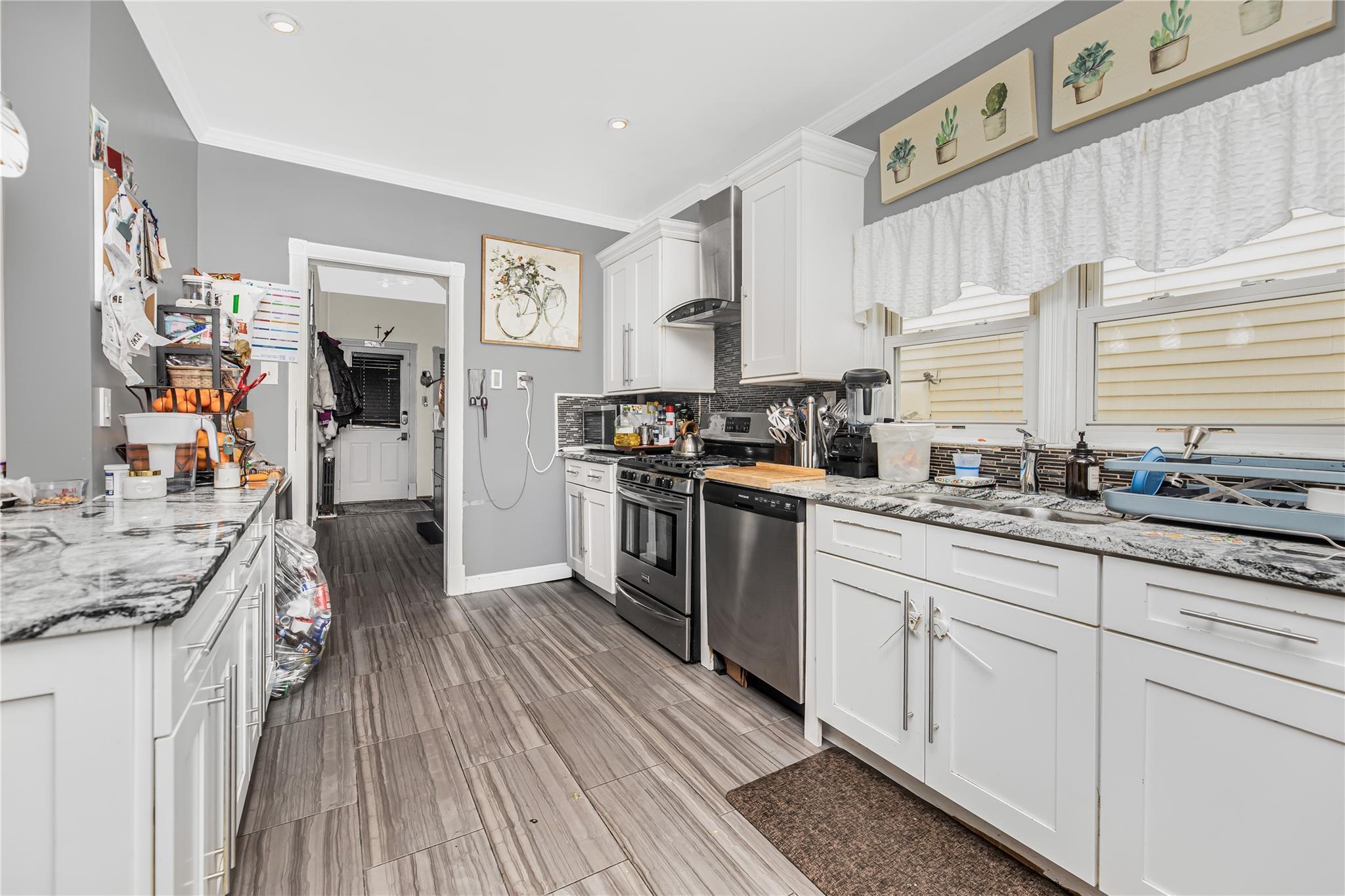 Single Family Sedgwick  Westchester County, NY 10705, MLS-844707-5