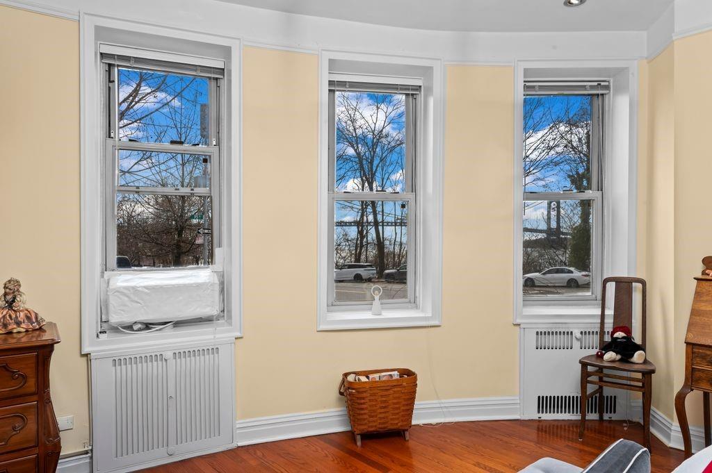 Coop Shore  Brooklyn, NY 11209, MLS-844710-10