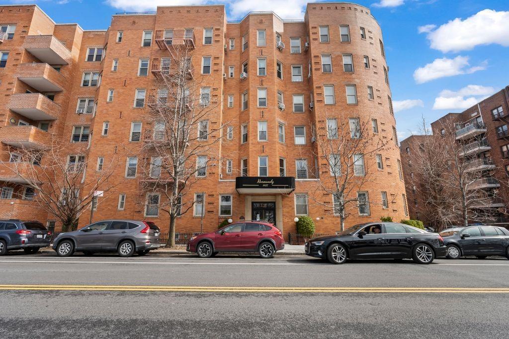 Coop Shore  Brooklyn, NY 11209, MLS-844710-19