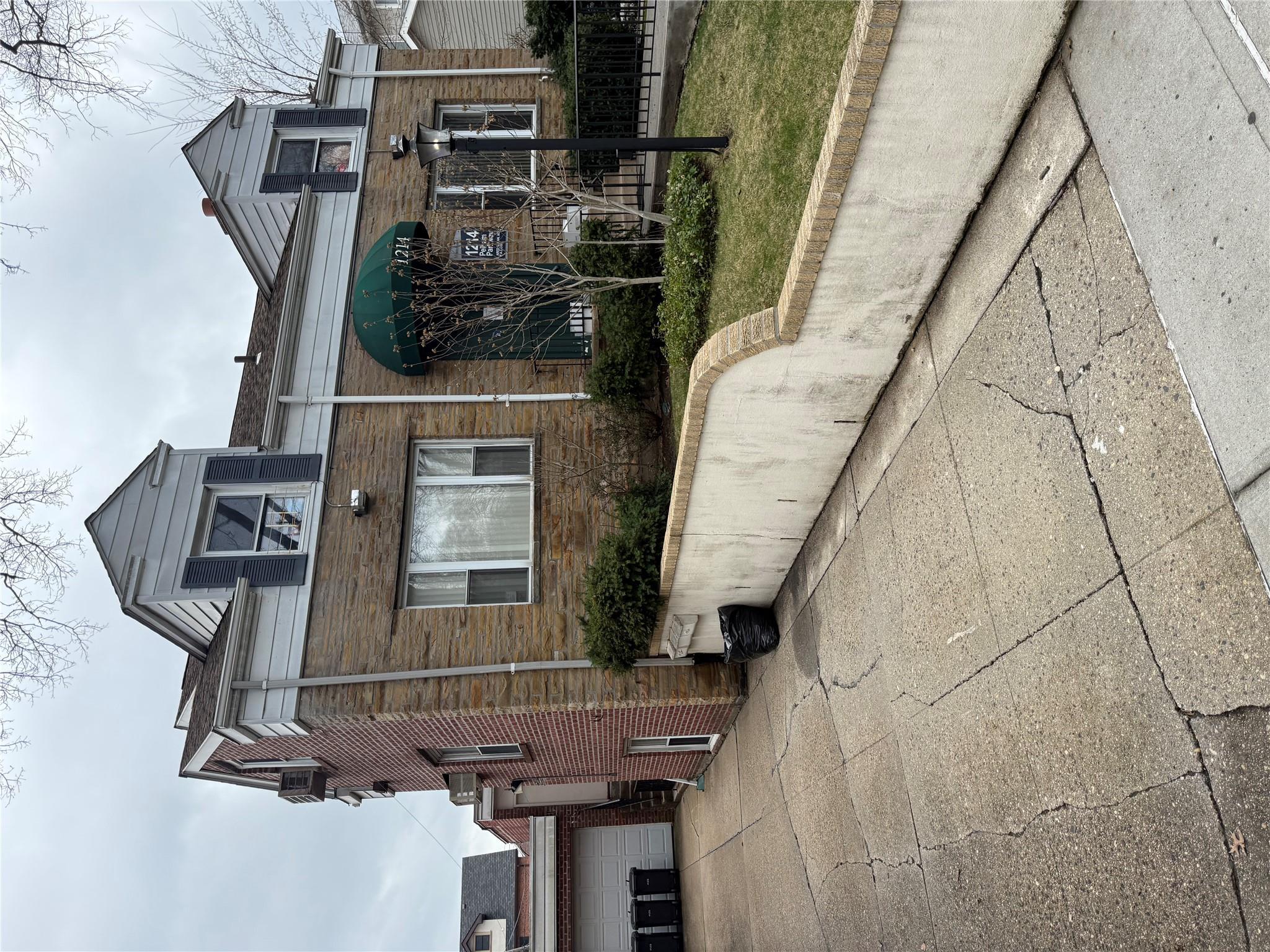 Single Family Pelham  Bronx, NY 10461, MLS-844740-3