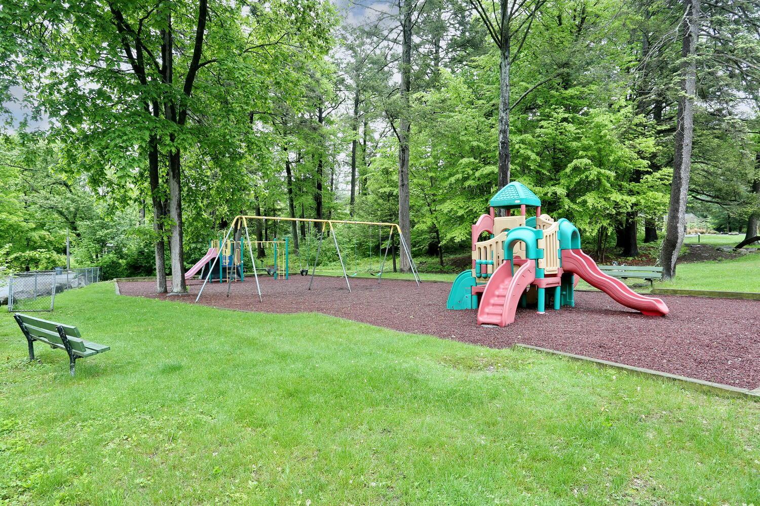 Single Family Hickory  Rockland County, NY 10974, MLS-844747-39