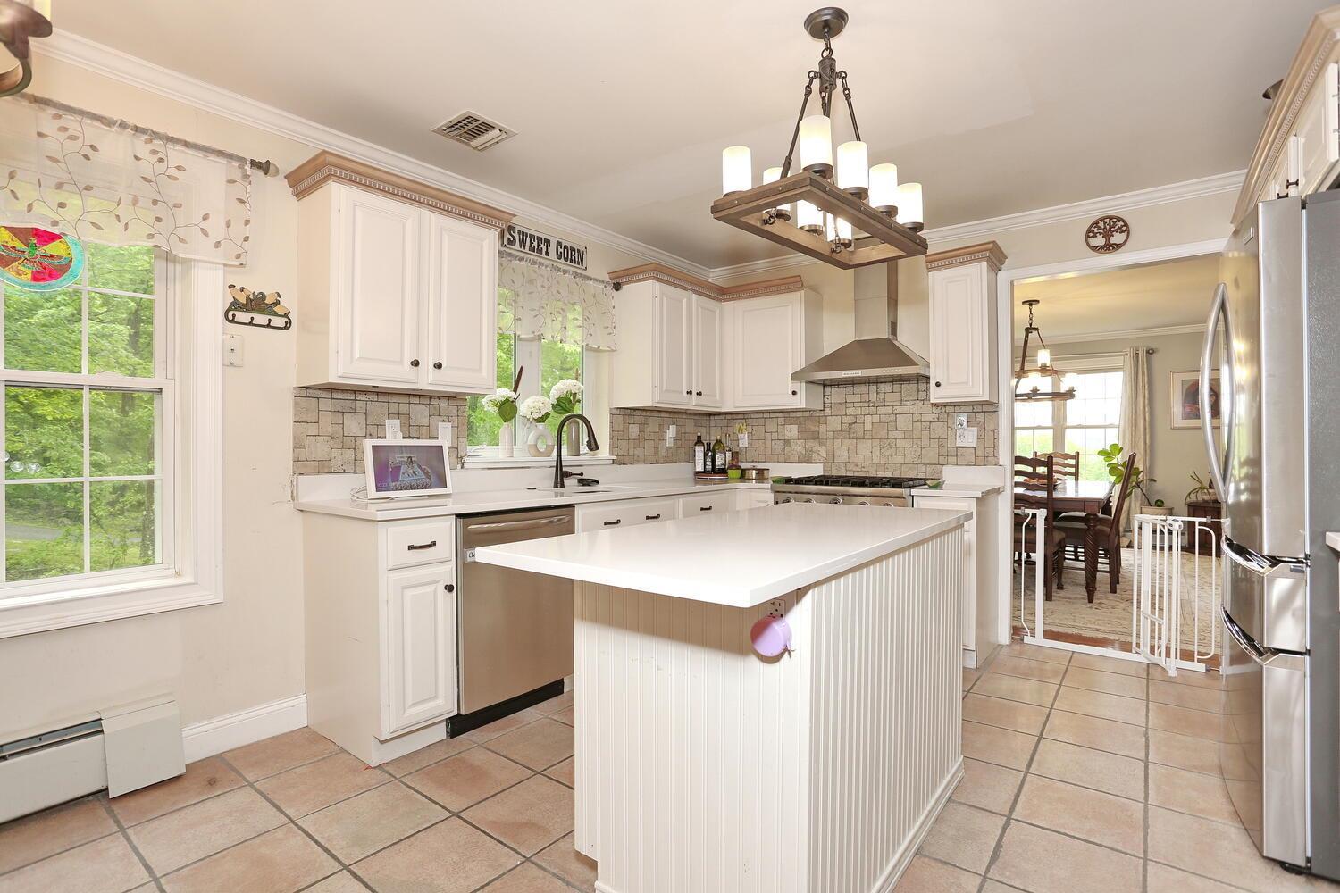 Single Family Hickory  Rockland County, NY 10974, MLS-844747-9