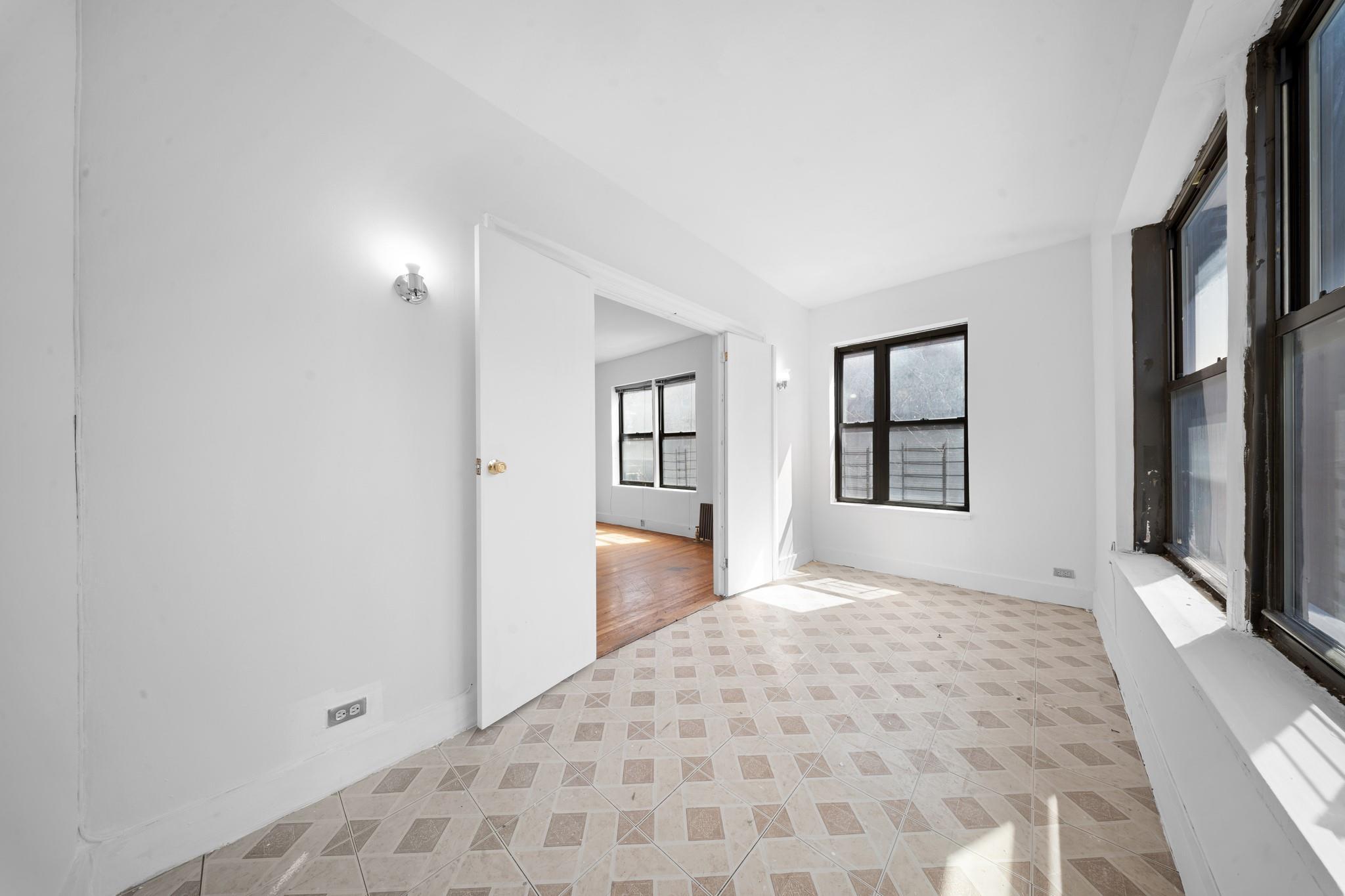 Coop Anderson  Bronx, NY 10452, MLS-844762-11
