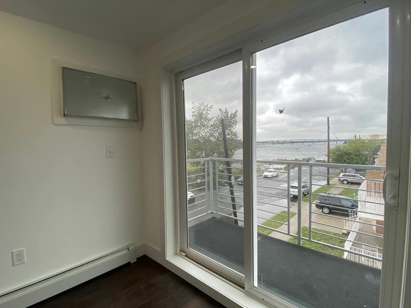 Single Family Barbadoes  Queens, NY 11692, MLS-844800-13