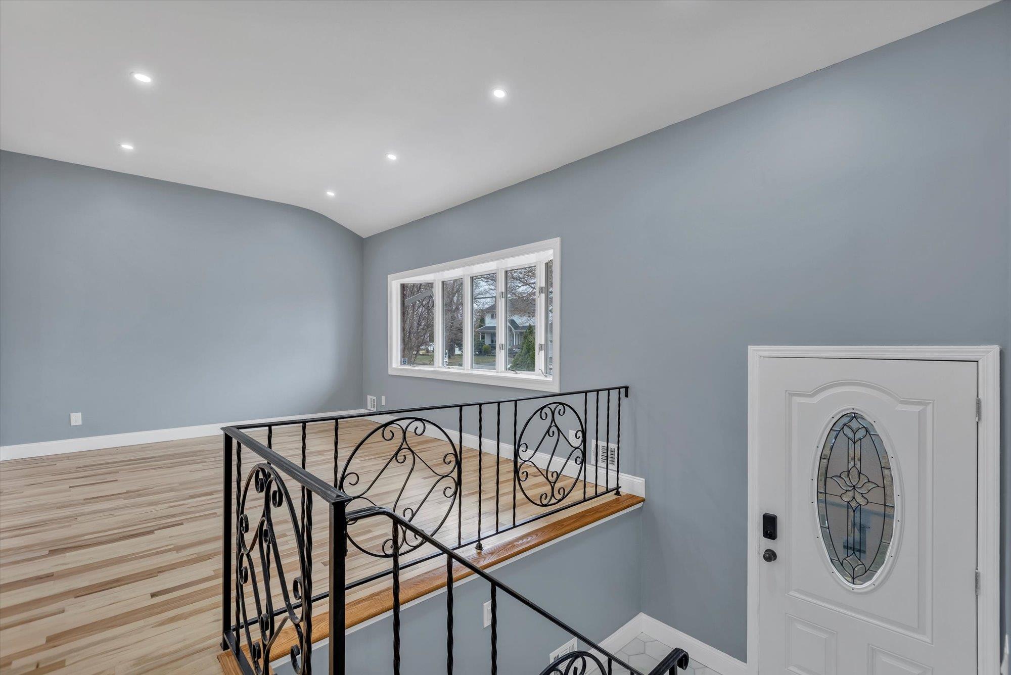 Single Family Weston  Suffolk County, NY 11787, MLS-844838-3