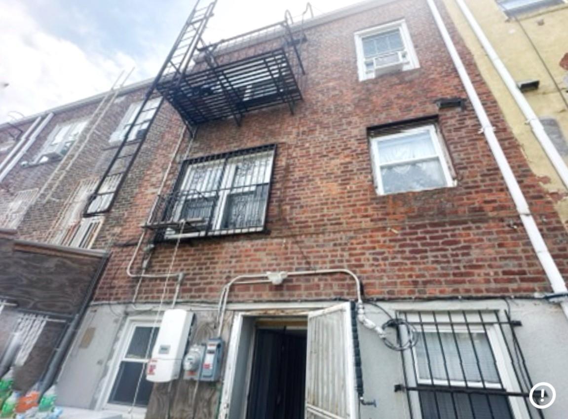 Single Family Woodside  Queens, NY 11377, MLS-844841-6