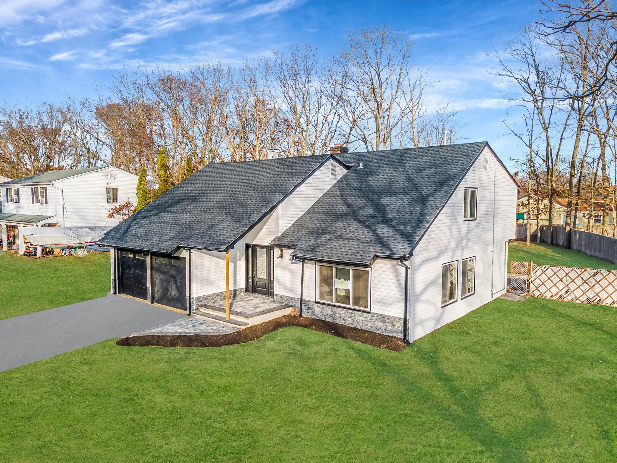 Single Family Sequoia  Suffolk County, NY 11727, MLS-844856-8