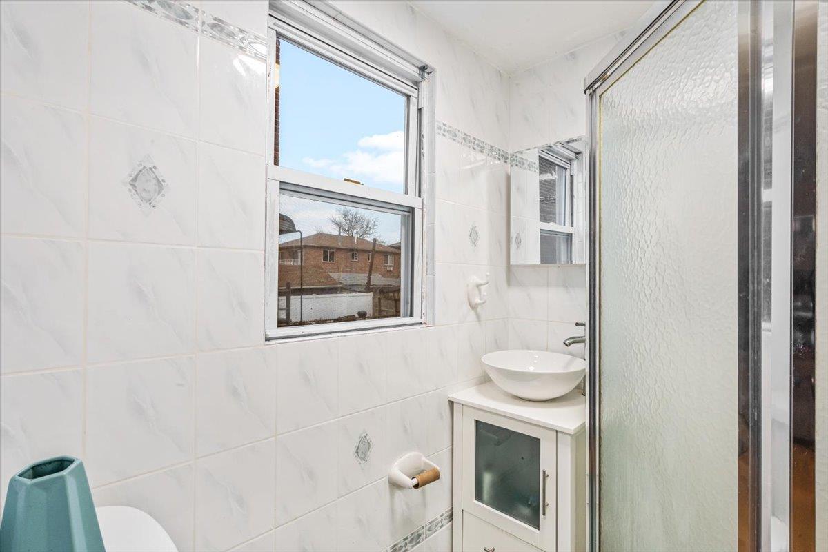 Single Family 160th  Queens, NY 11365, MLS-844859-11