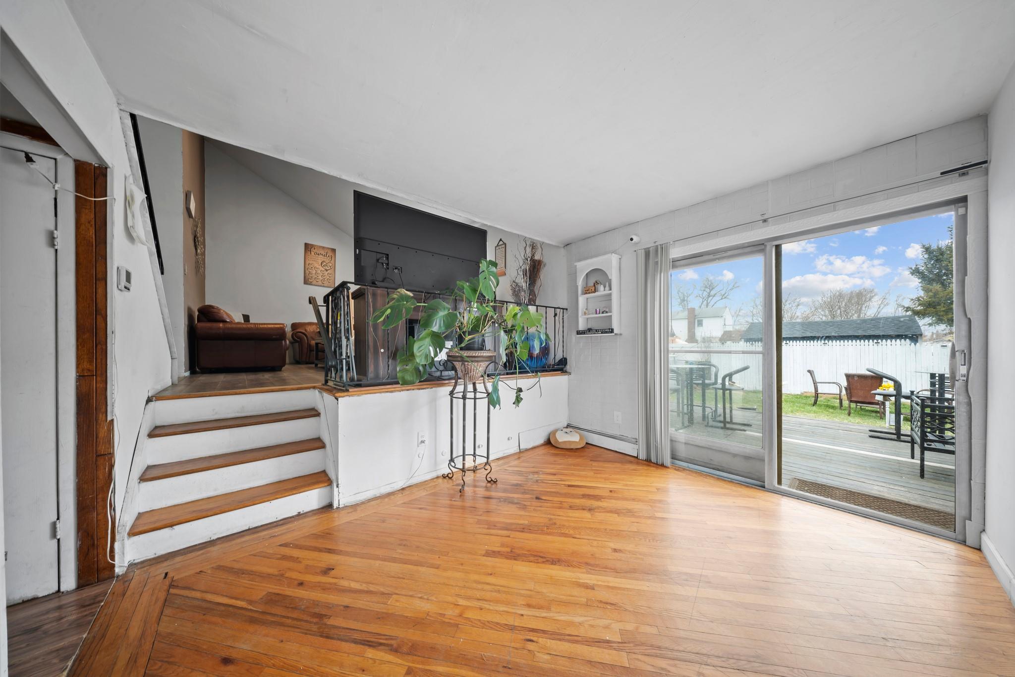 Single Family Olive  Suffolk County, NY 11722, MLS-844868-4