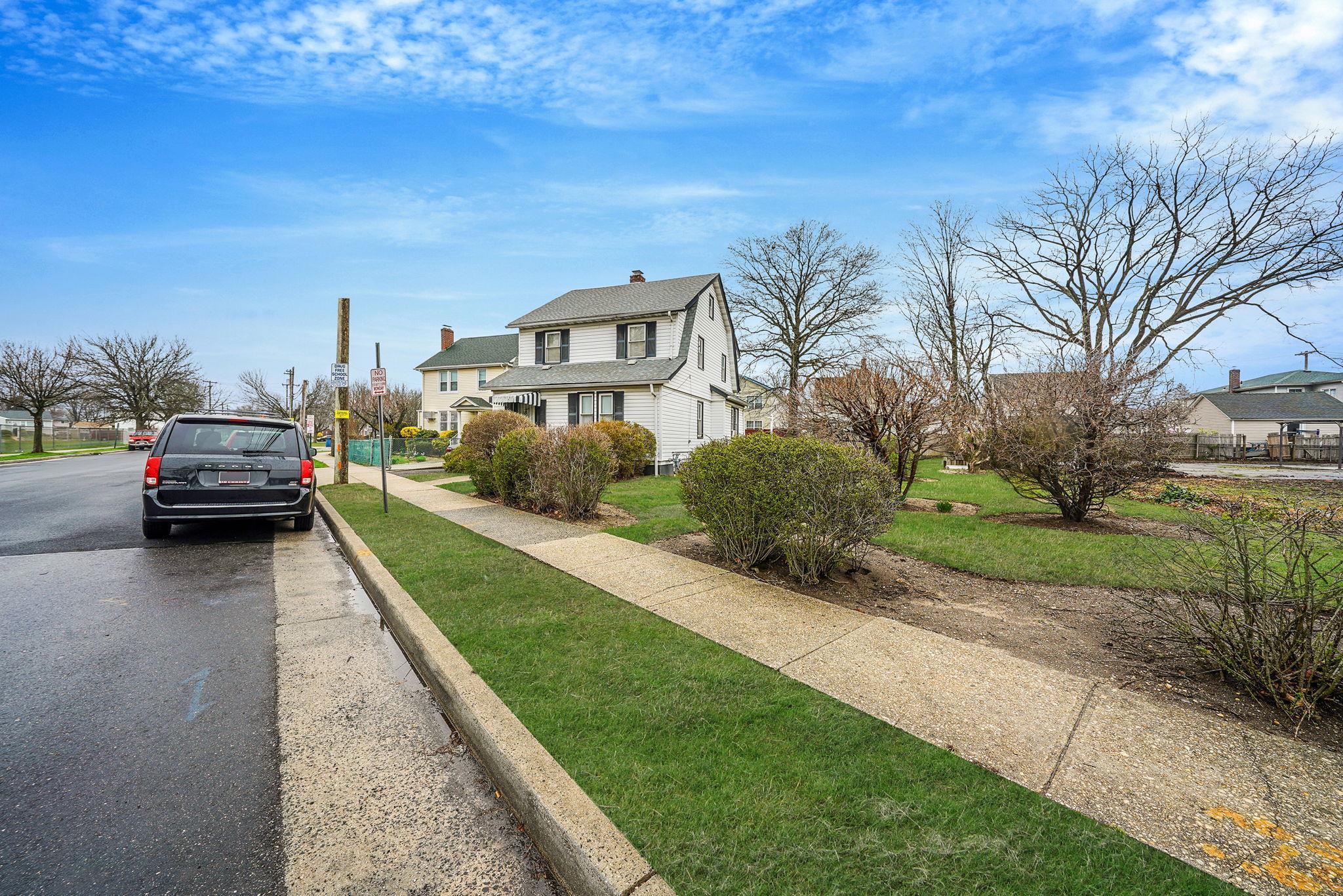 Single Family Bennett  Nassau County, NY 11550, MLS-844873-11