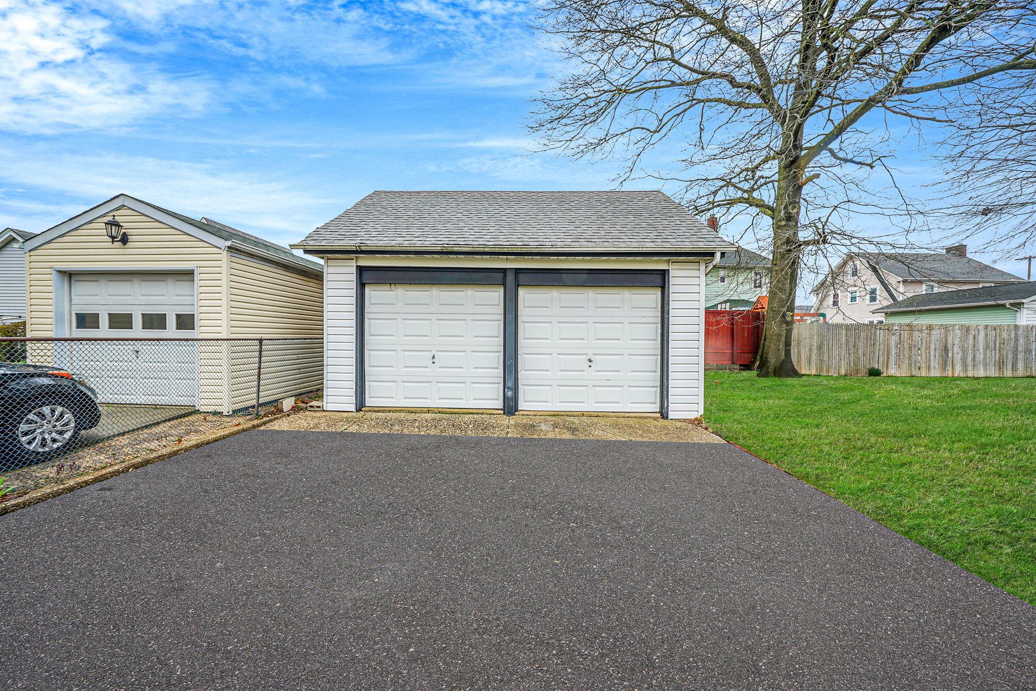 Single Family Bennett  Nassau County, NY 11550, MLS-844873-6