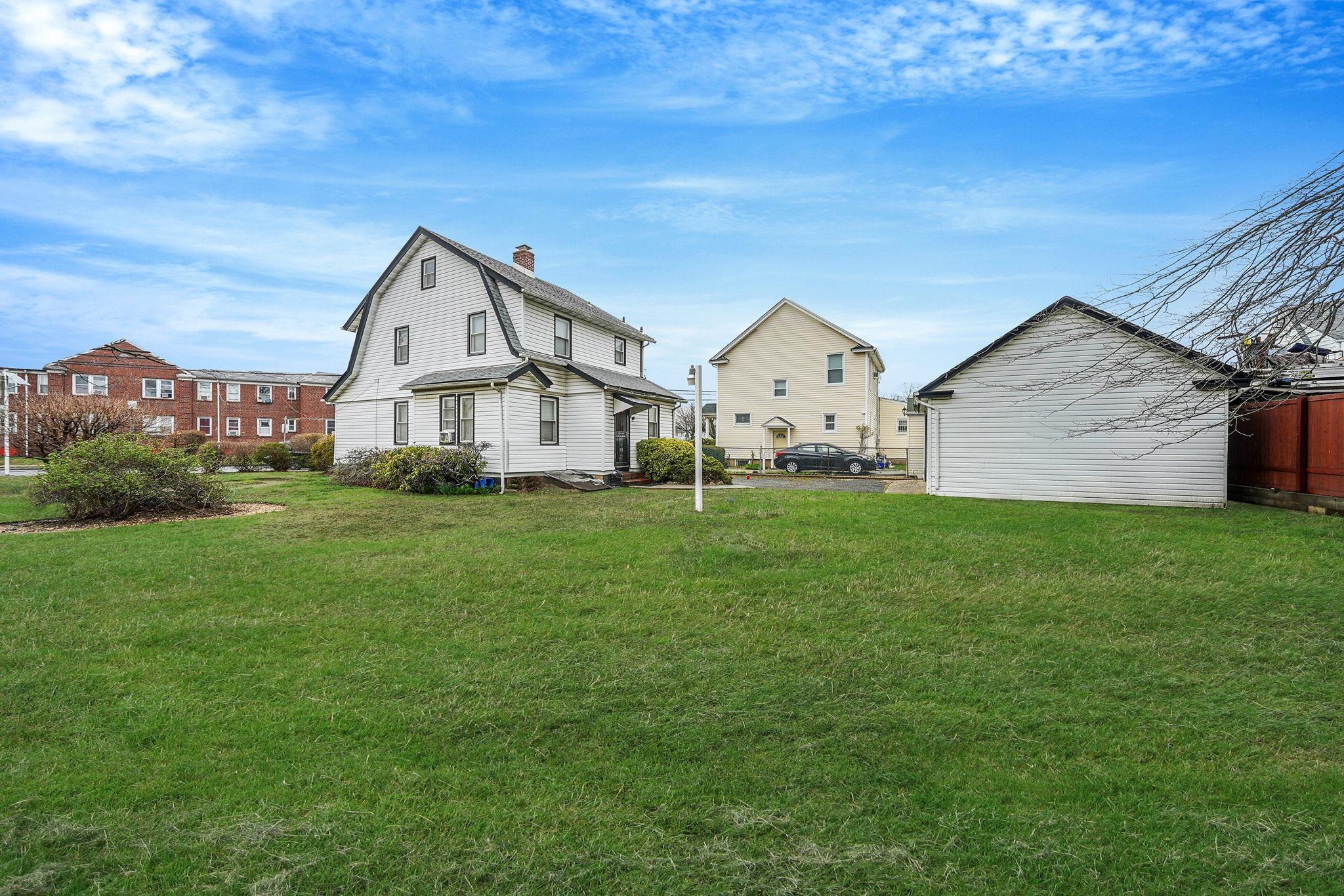 Single Family Bennett  Nassau County, NY 11550, MLS-844873-9