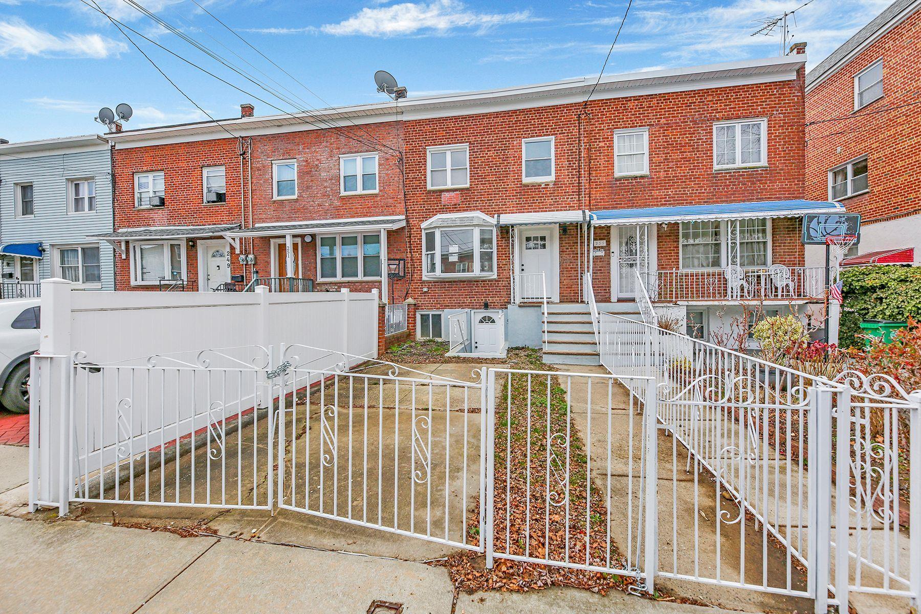 Single Family Swinton  Bronx, NY 10465, MLS-844881-25