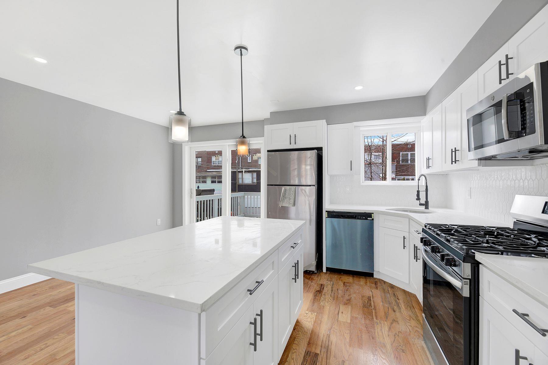 Single Family Swinton  Bronx, NY 10465, MLS-844881-6
