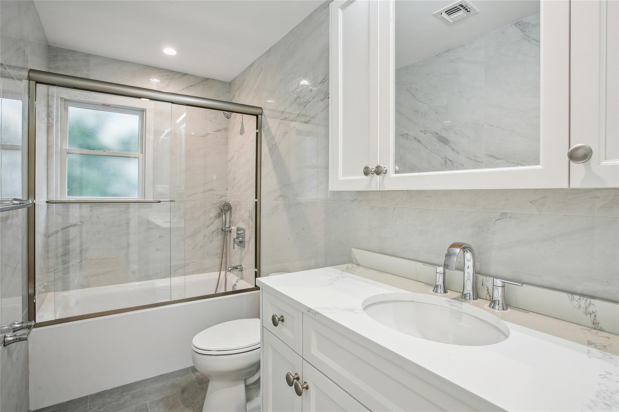 Single Family Irma  Nassau County, NY 11050, MLS-844905-11