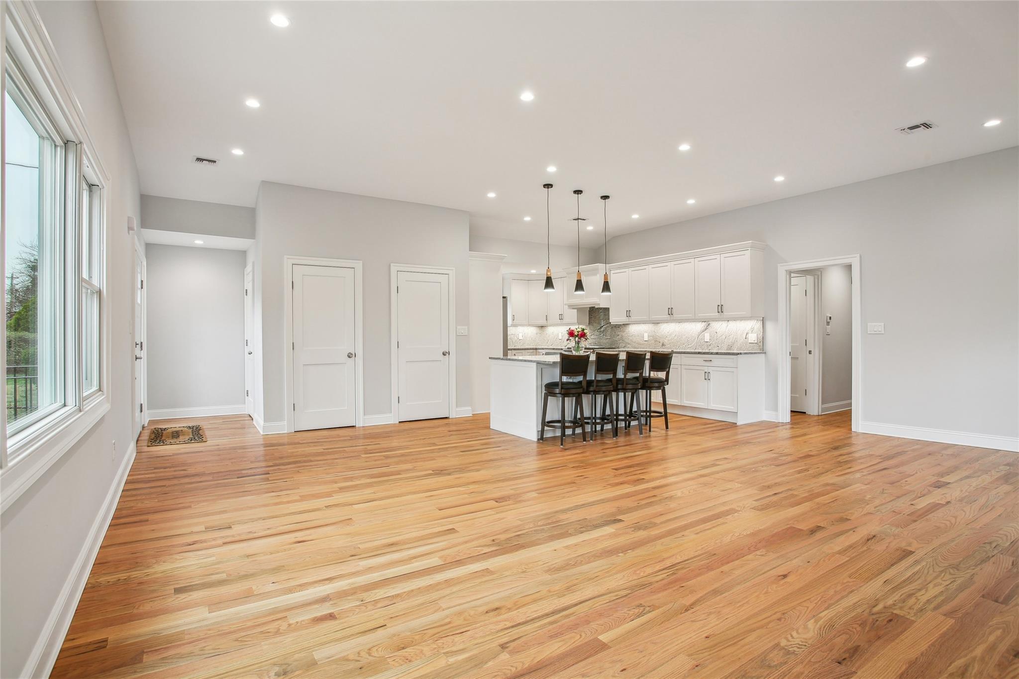 Single Family Irma  Nassau County, NY 11050, MLS-844905-6