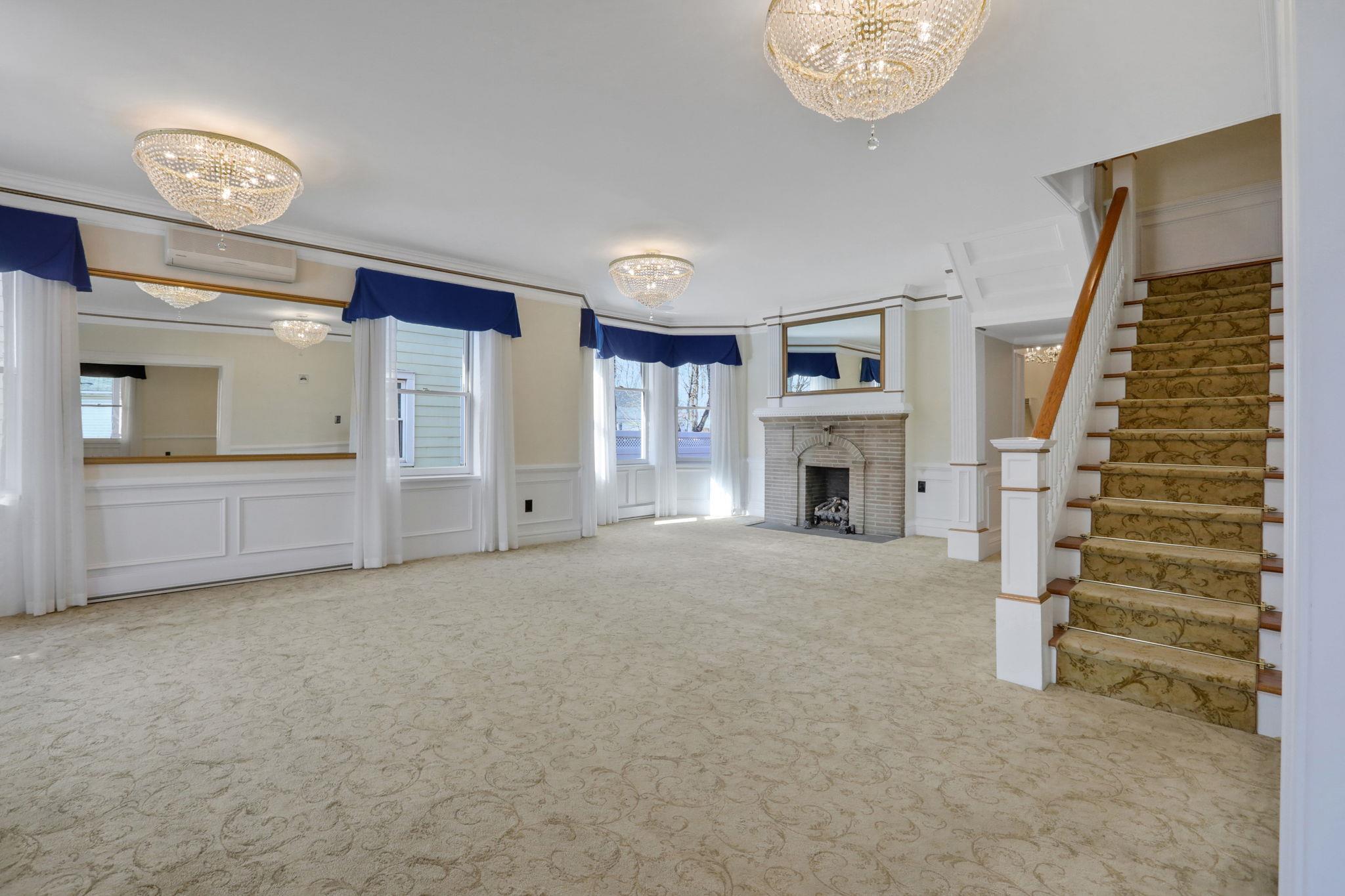 Single Family Albany  Ulster County, NY 12401, MLS-844907-12