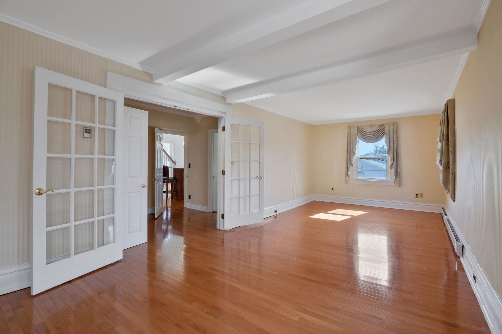 Single Family Albany  Ulster County, NY 12401, MLS-844907-36